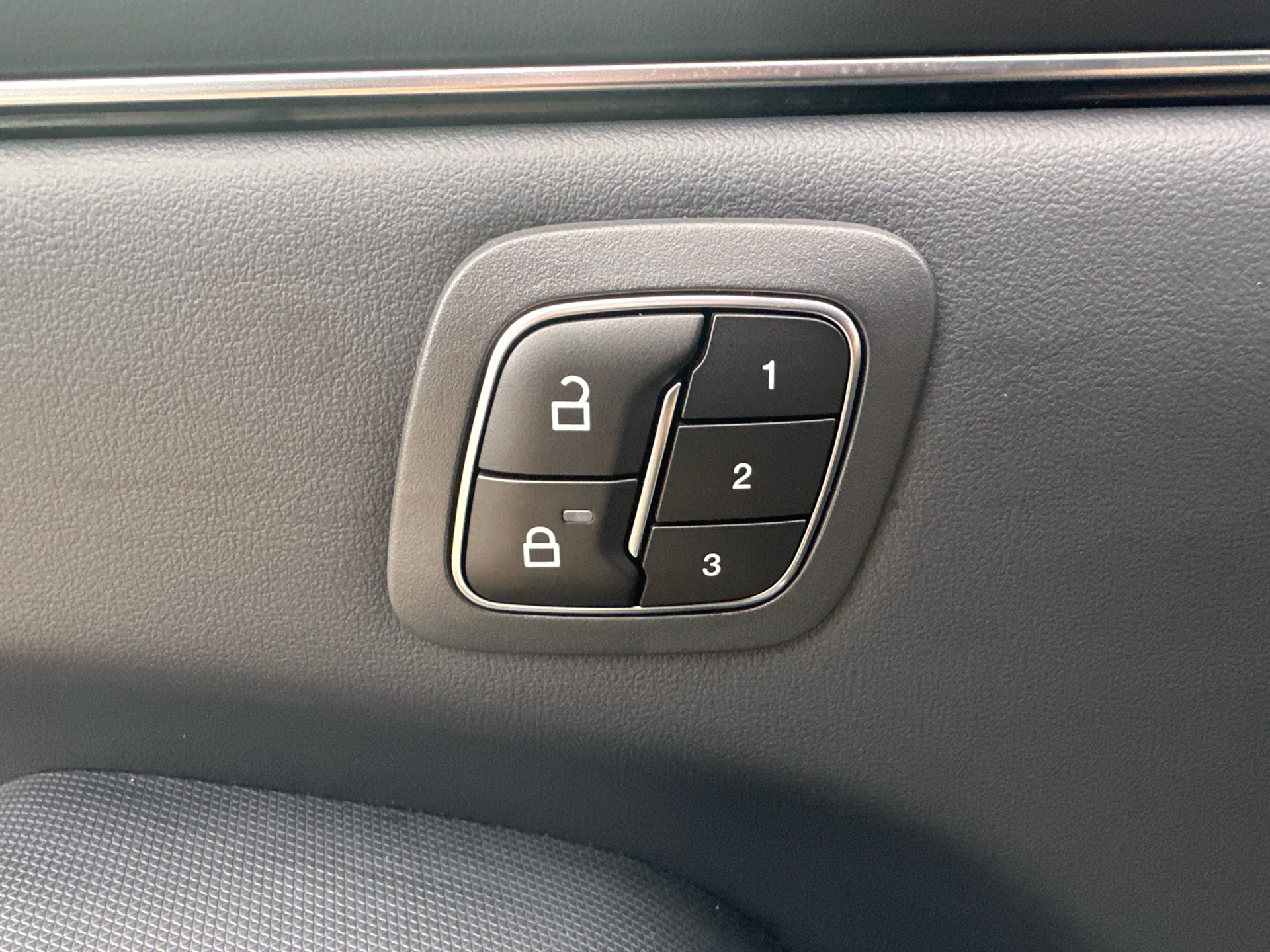 Billede af Ford Mustang Mach-E EL UR Premium 294HK 5d Aut.