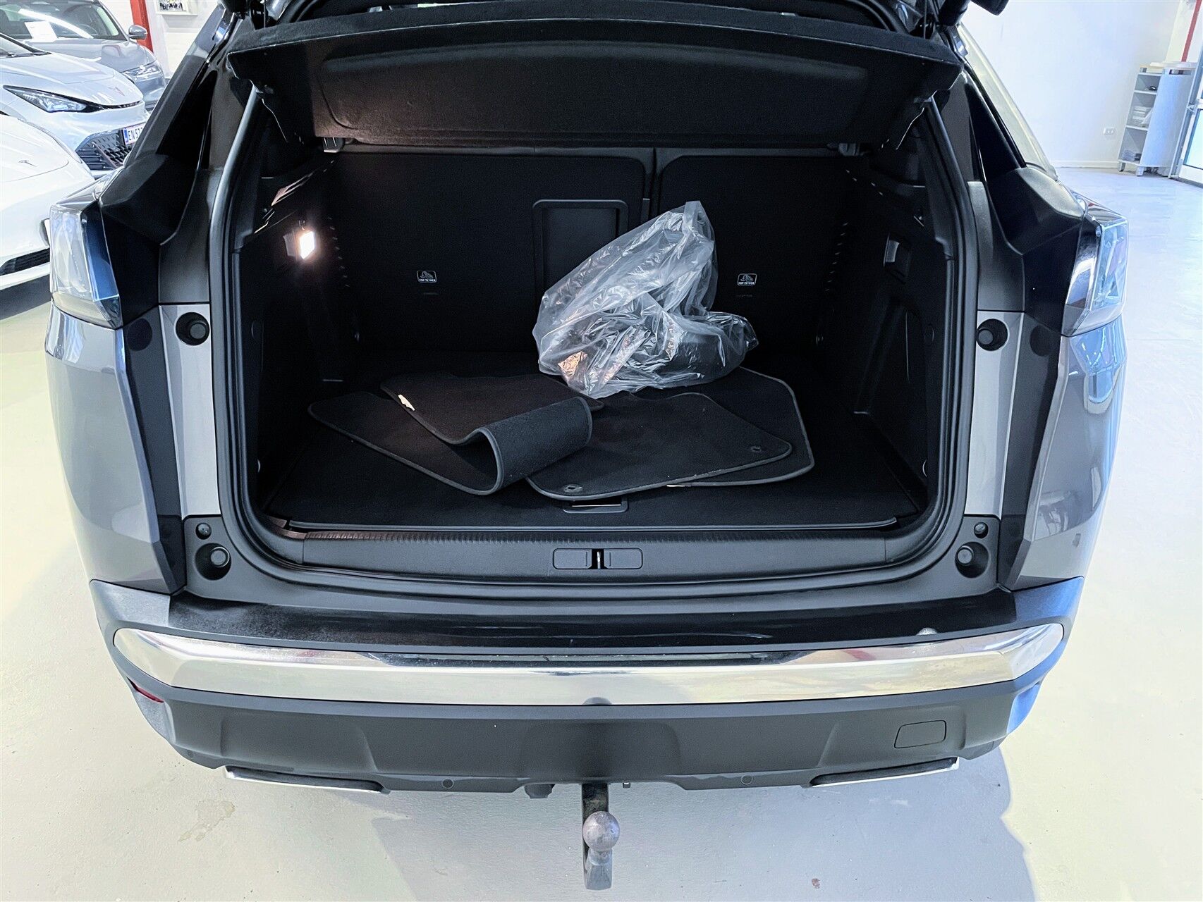 Billede af Peugeot 3008 1,6 PureTech  Plugin-hybrid GT Pack AWD EAT8 300HK 5d 8g Aut.