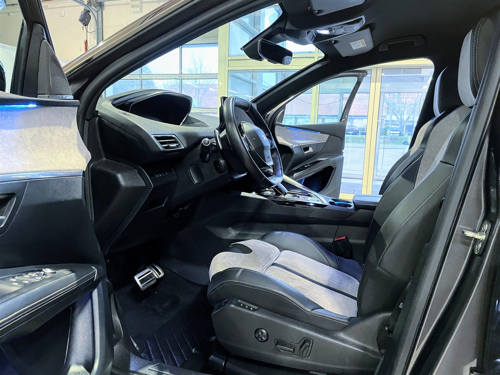 Billede af Peugeot 3008 1,6 PureTech  Plugin-hybrid GT Pack AWD EAT8 300HK 5d 8g Aut.