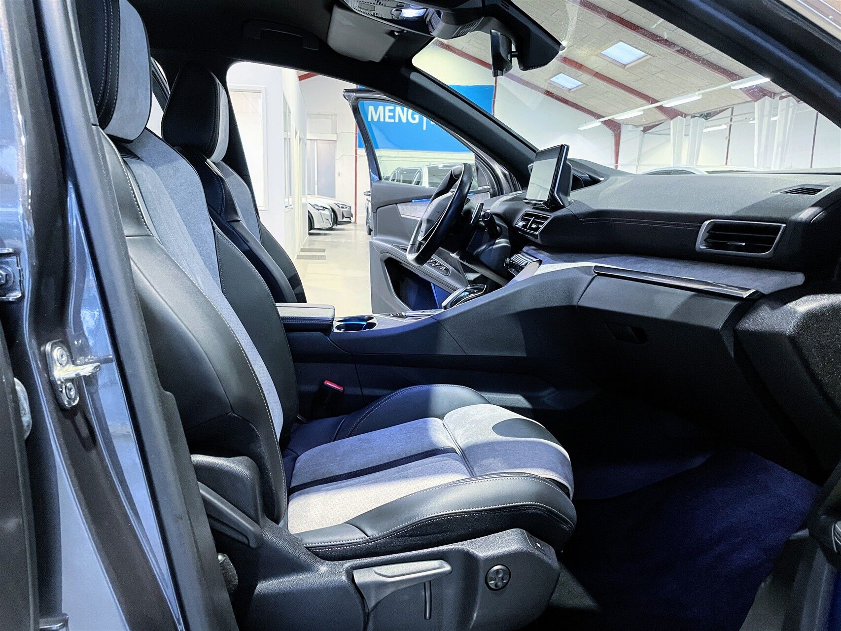 Billede af Peugeot 3008 1,6 PureTech  Plugin-hybrid GT Pack AWD EAT8 300HK 5d 8g Aut.