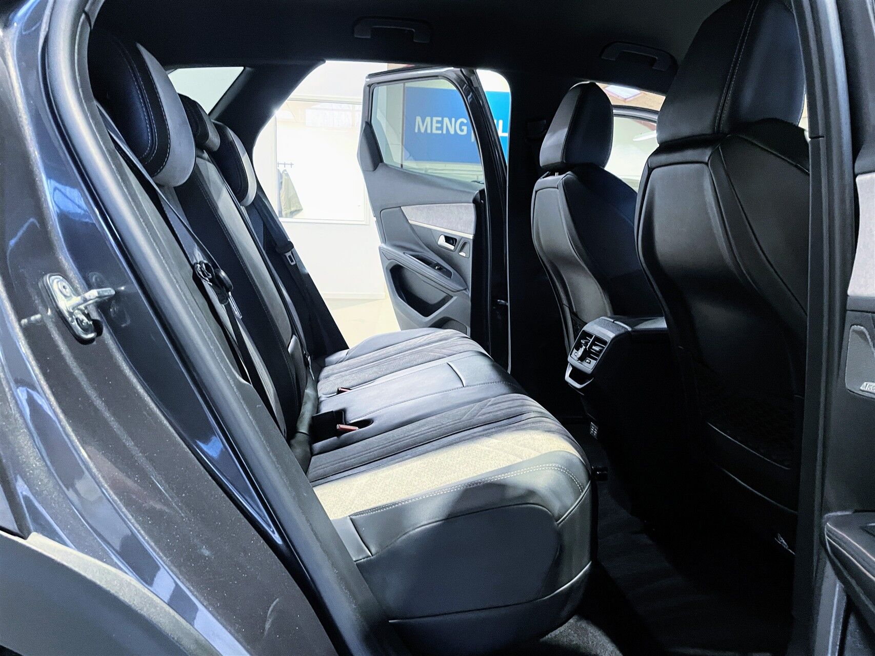 Billede af Peugeot 3008 1,6 PureTech  Plugin-hybrid GT Pack AWD EAT8 300HK 5d 8g Aut.