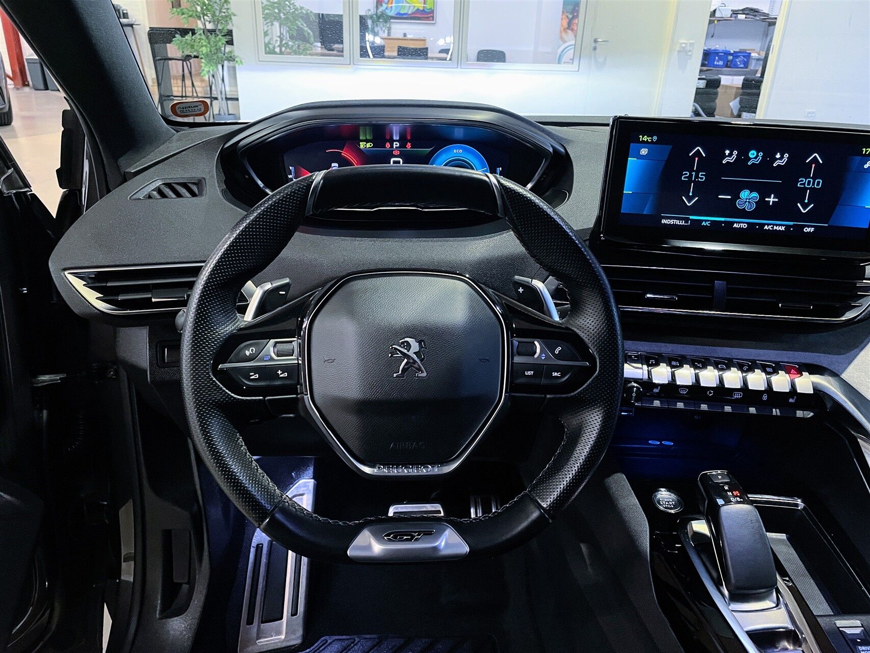 Billede af Peugeot 3008 1,6 PureTech  Plugin-hybrid GT Pack AWD EAT8 300HK 5d 8g Aut.