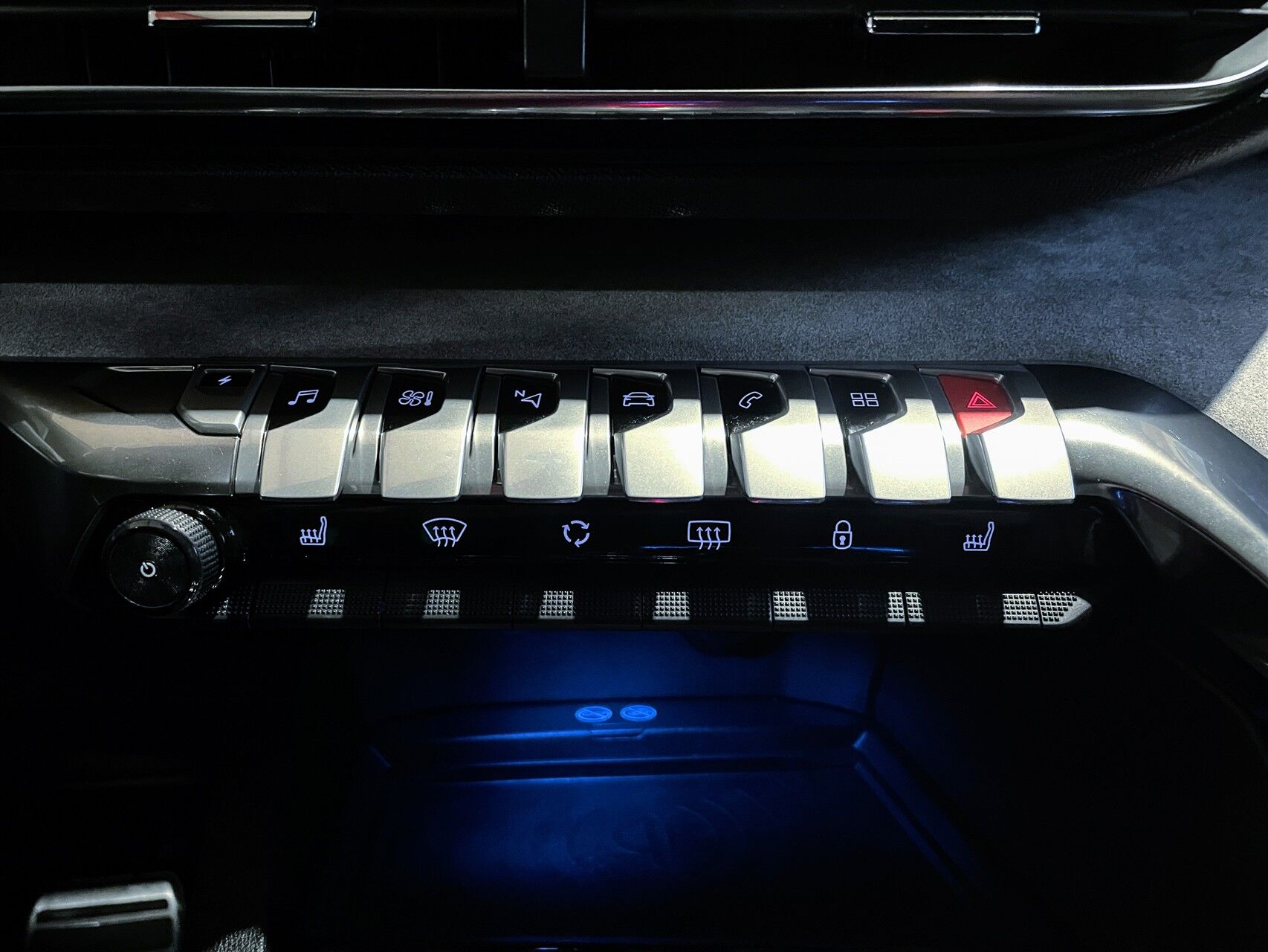 Billede af Peugeot 3008 1,6 PureTech  Plugin-hybrid GT Pack AWD EAT8 300HK 5d 8g Aut.