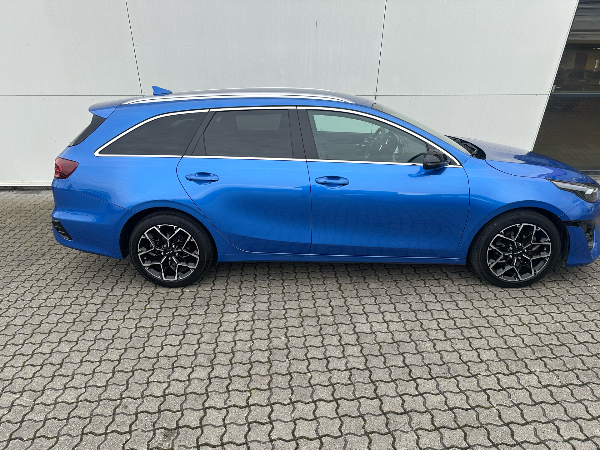Billede af Kia Ceed SW 1,5 T-GDI  Mild hybrid GT-Line S DCT 160HK Stc 7g Aut.