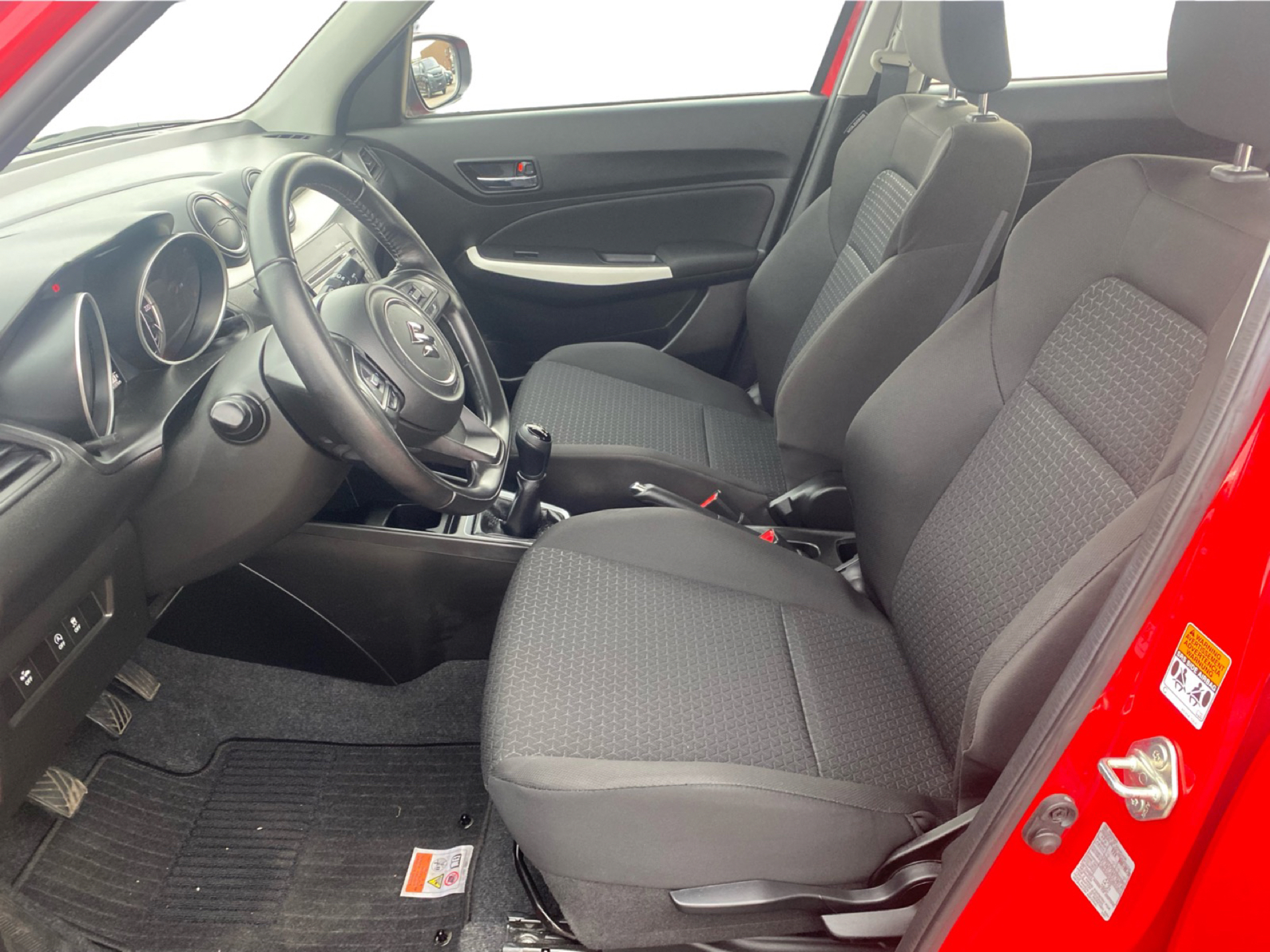 Billede af Suzuki Swift 1,2 Dualjet  Mild hybrid Club AEB 83HK 5d