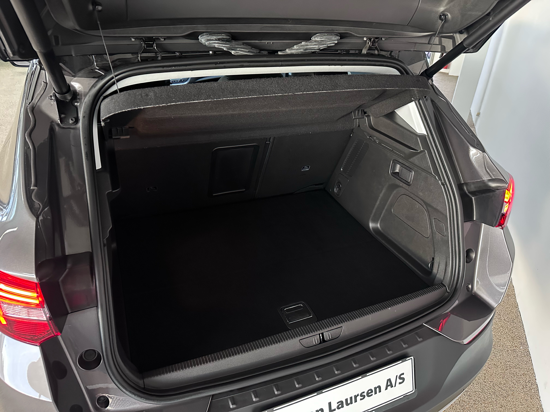 Billede af Opel Grandland X 1,6 PHEV  Plugin-hybrid Ultimate 225HK 5d 8g Aut.