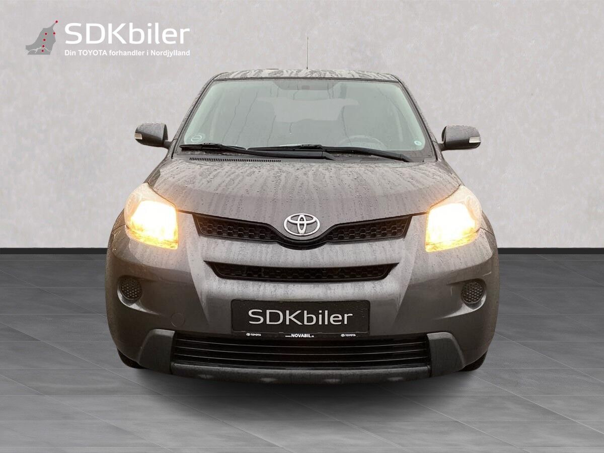 Billede af Toyota Urban Cruiser 1,3 VVT-I T1 100HK 5d