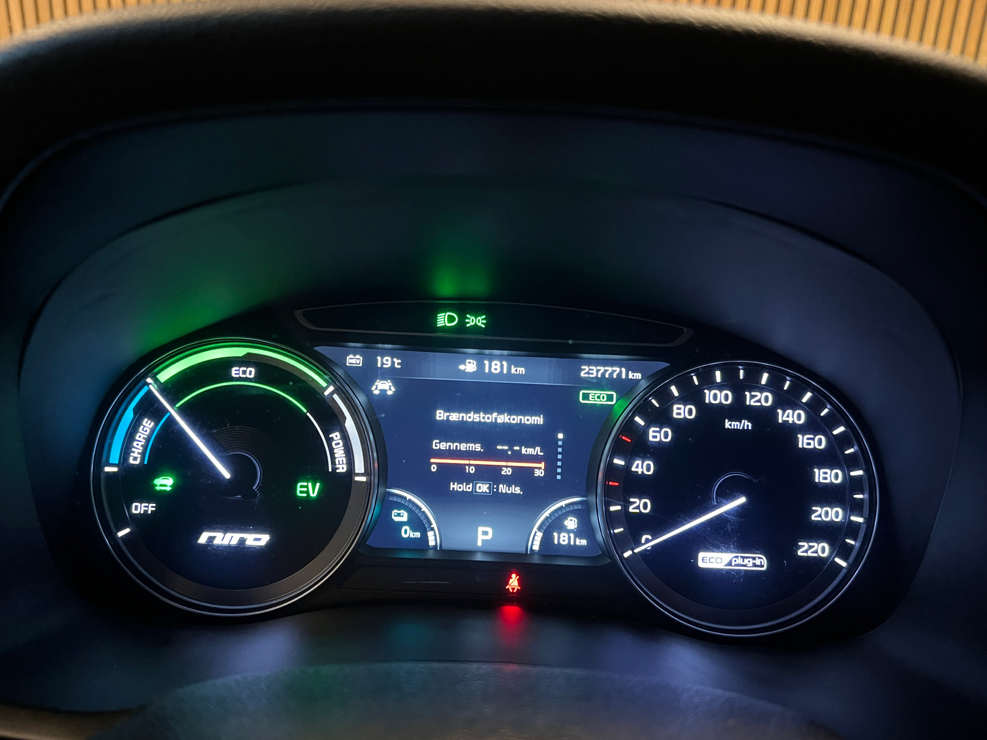 Billede af Kia Niro 1,6 GDI PHEV  Plugin-hybrid Advance DCT 141HK 5d 6g Aut.