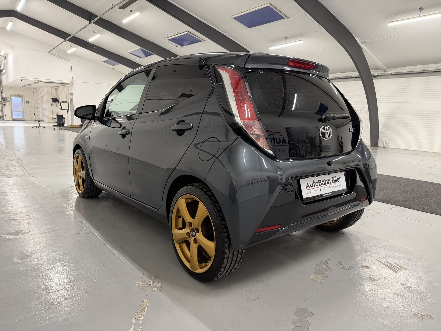 Billede af Toyota Aygo 1,0 VVT-I X-Wave Sky 69HK 5d