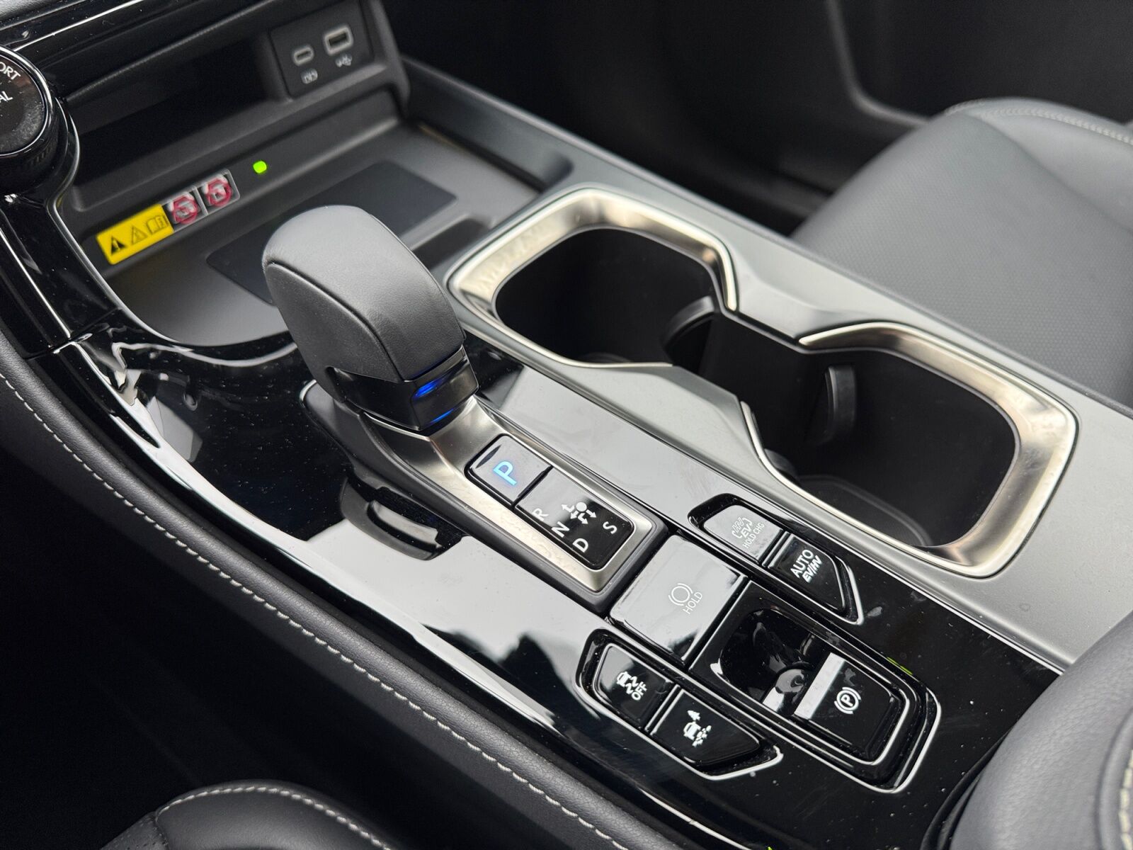 Billede af Lexus NX 450h+ 2,5 Plugin-hybrid Business Plus 4WD 309HK 5d Trinl. Gear