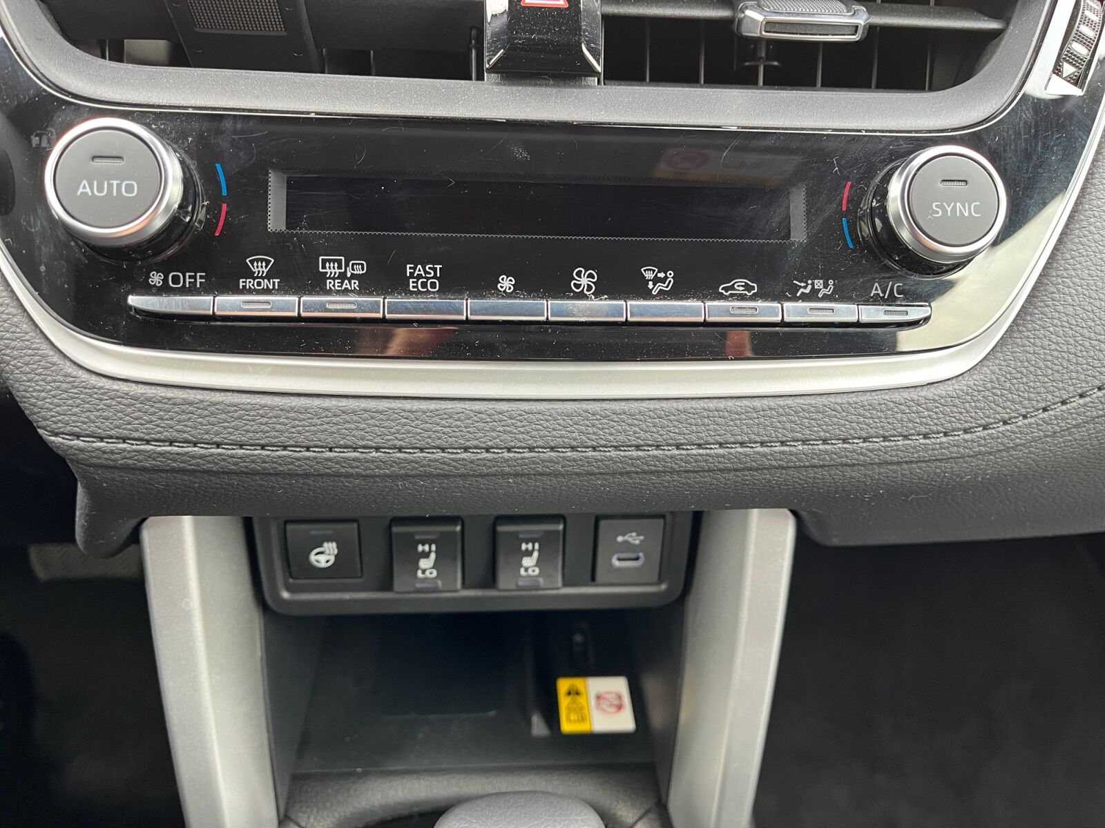 Billede af Toyota Corolla Cross 1,8 Hybrid Style Comfort 140HK 5d Aut.