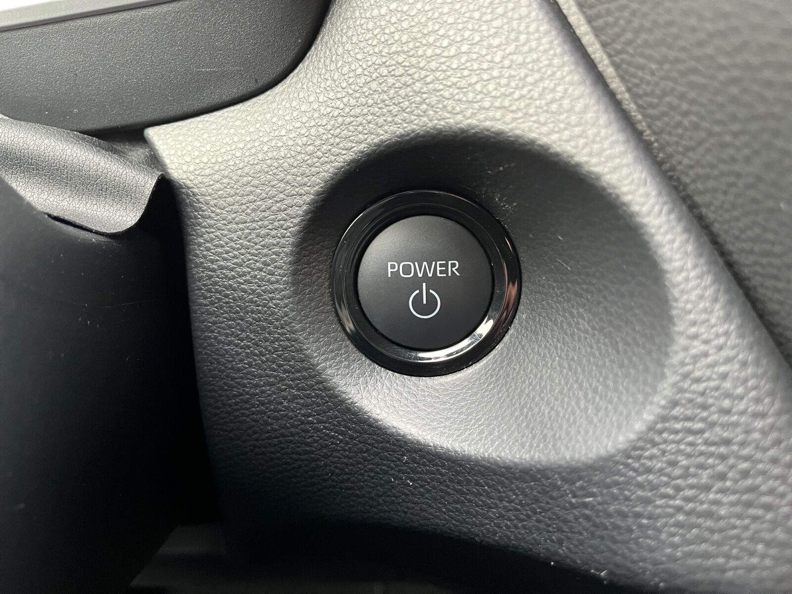 Billede af Toyota Corolla Cross 1,8 Hybrid Style Comfort 140HK 5d Aut.