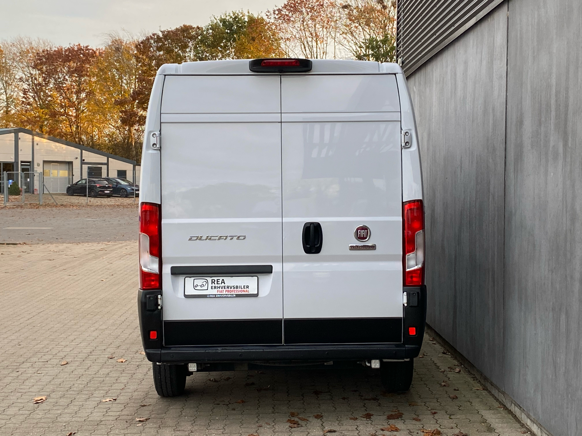 Billede af Fiat Ducato 33 L2H2 2,3 MJT 40 års Edition 140HK Van 9g Aut.