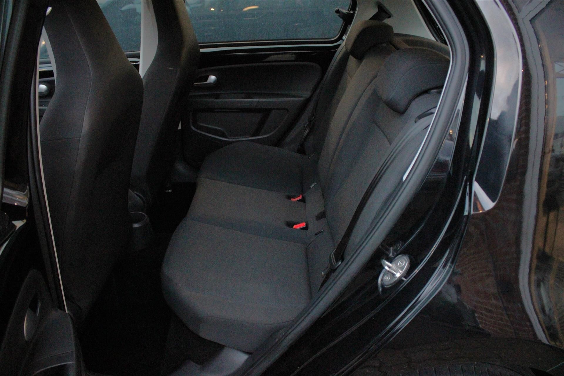 Billede af VW up 1,0 MPI Move Up! 60HK 5d