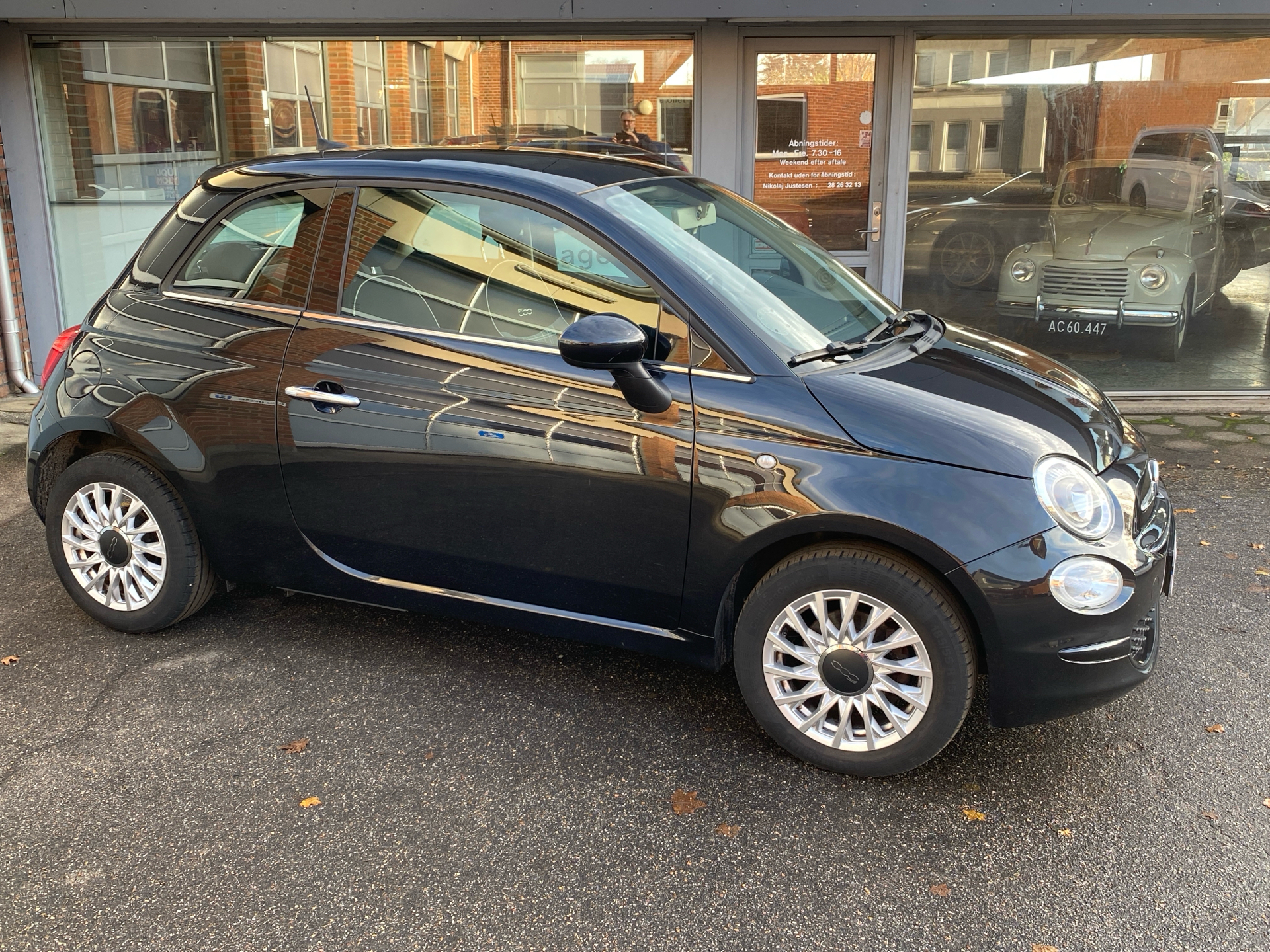 Billede af Fiat 500 1,2 Eco Black Friday Start & Stop 69HK 3d