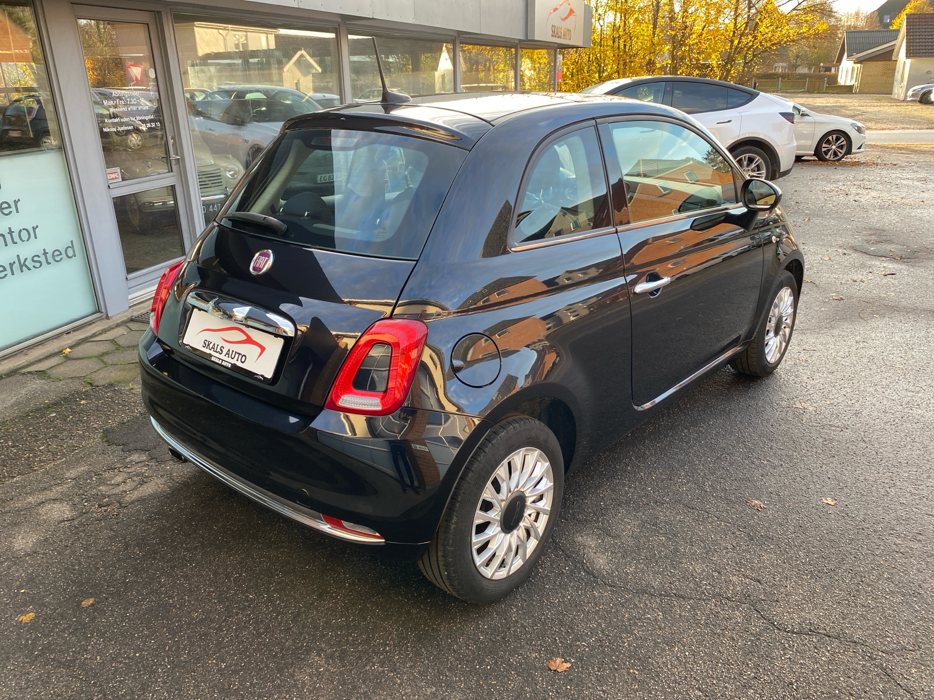 Billede af Fiat 500 1,2 Eco Black Friday Start & Stop 69HK 3d