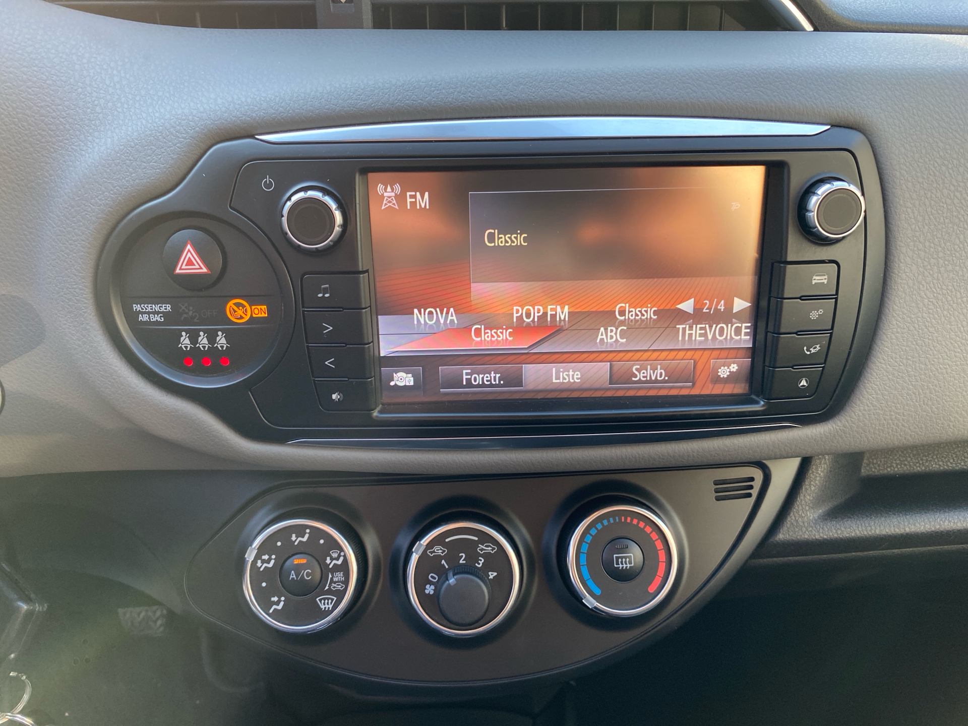 Billede af Toyota Yaris 1,3 VVT-I T2 100HK 5d 6g