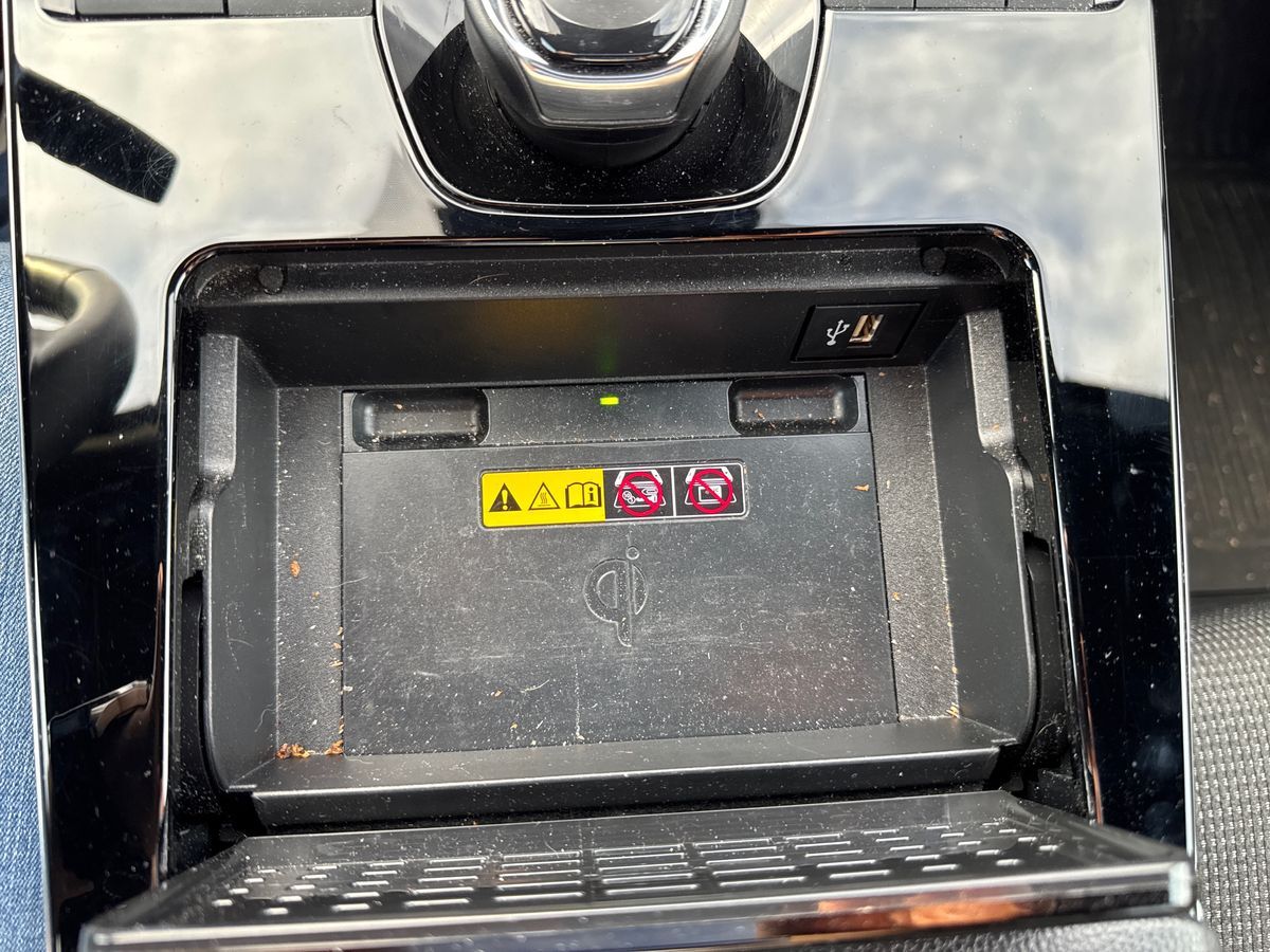 Billede af Toyota BZ4X EL Active Design AWD 218HK 5d Aut.