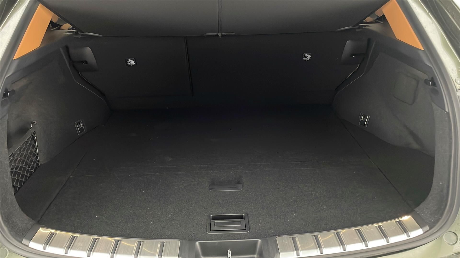 Billede af Lexus NX 450h+ 2,5 Plugin-hybrid Business Plus 4WD 309HK 5d Trinl. Gear