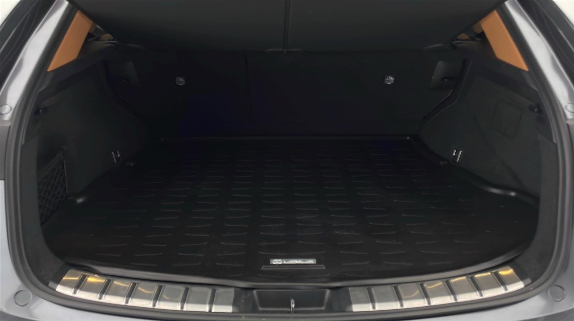 Billede af Lexus NX 450h+ 2,5 Plugin-hybrid Business Plus 4WD 309HK 5d Trinl. Gear