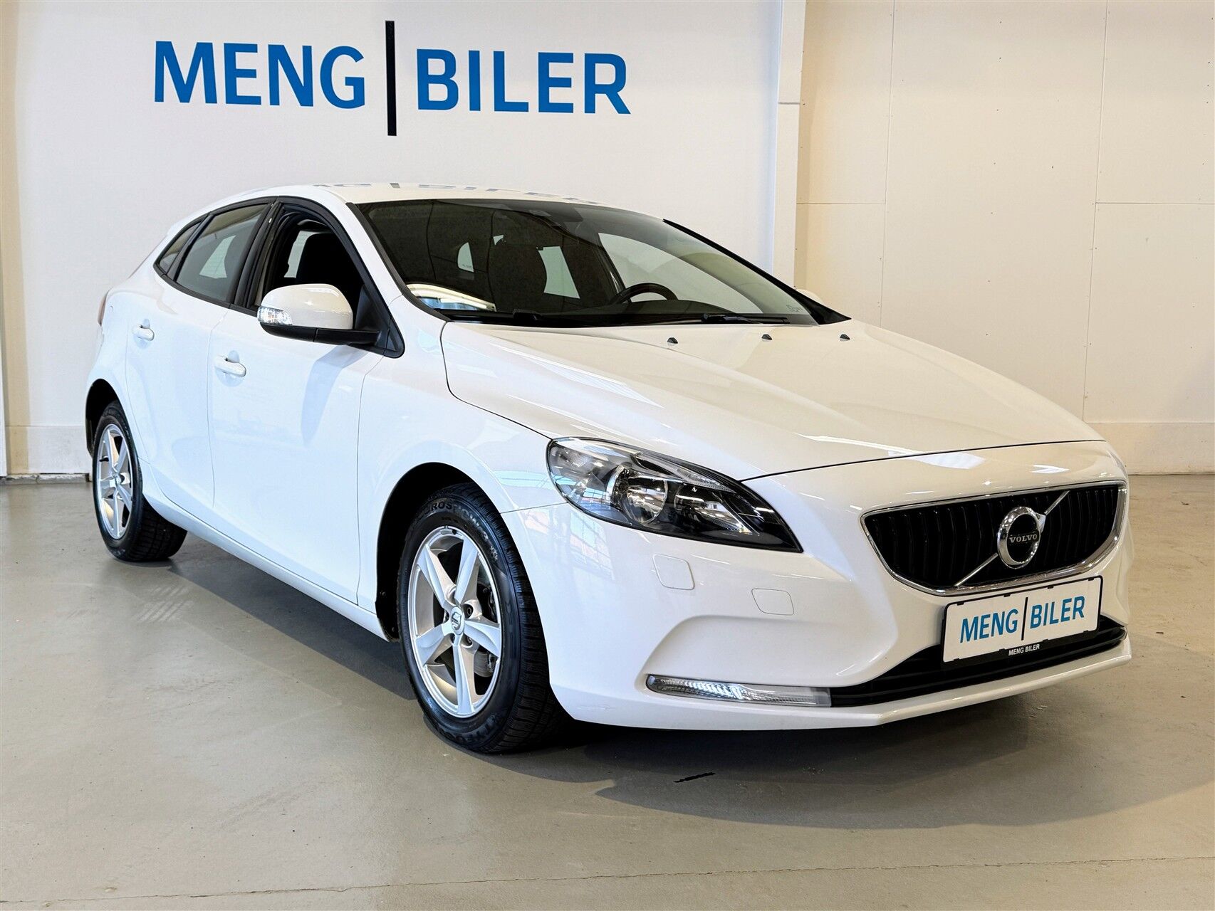 Billede af Volvo V40 2,0 D2 Eco Kinetic 120HK 5d 6g