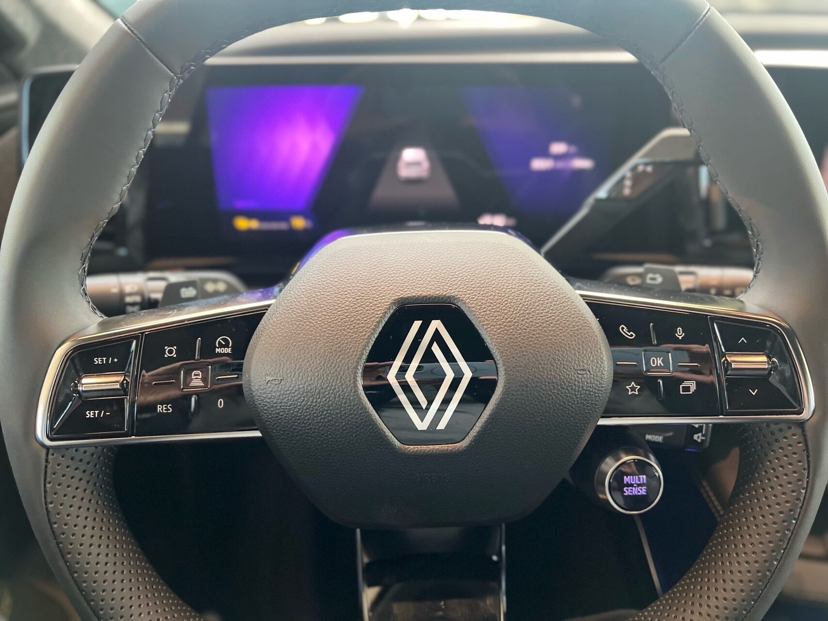 Billede af Renault Scénic E-TECH Techno 220HK Aut.