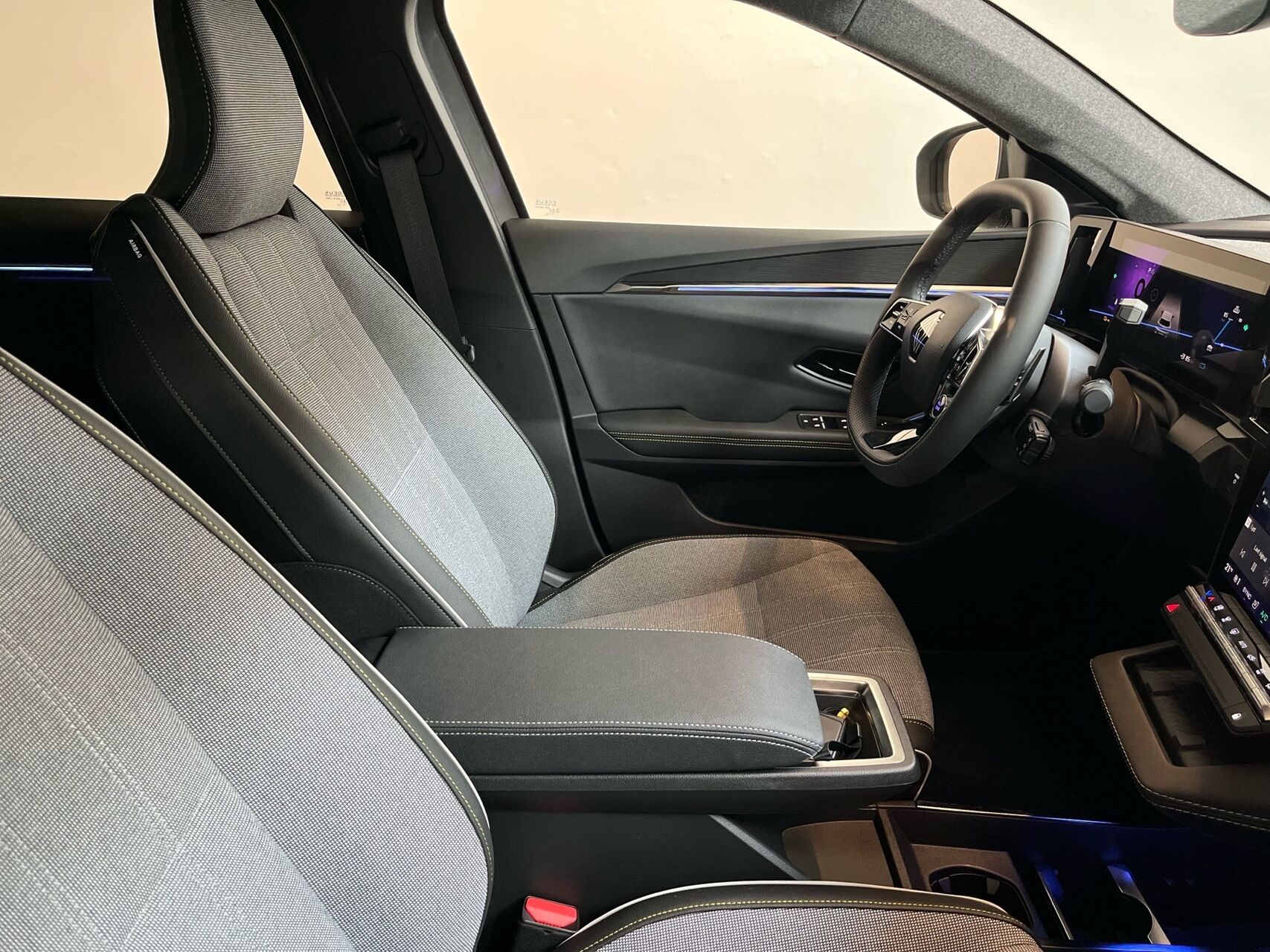 Billede af Renault Scénic E-TECH Techno 220HK Aut.