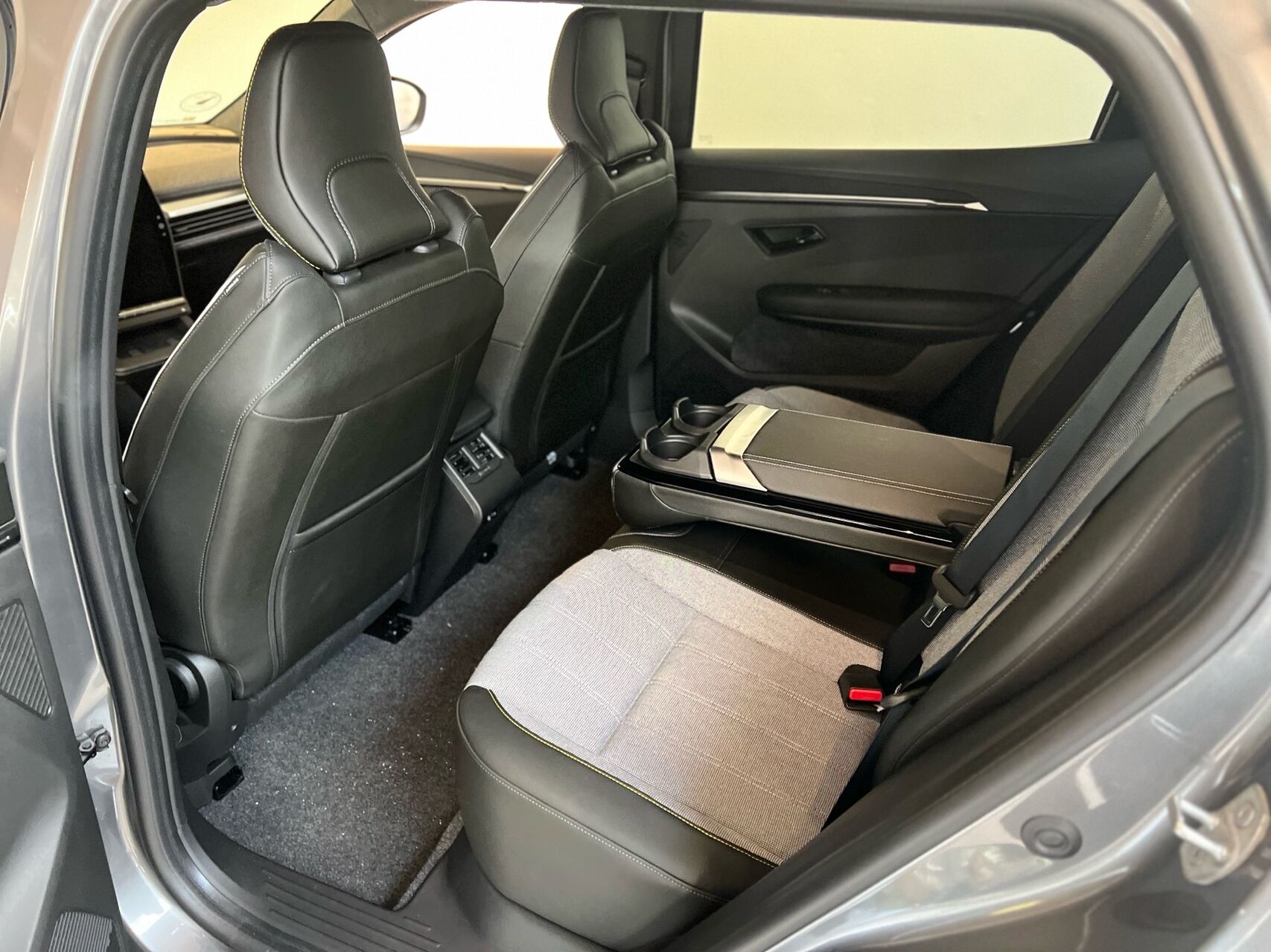 Billede af Renault Scénic E-TECH Techno 220HK Aut.