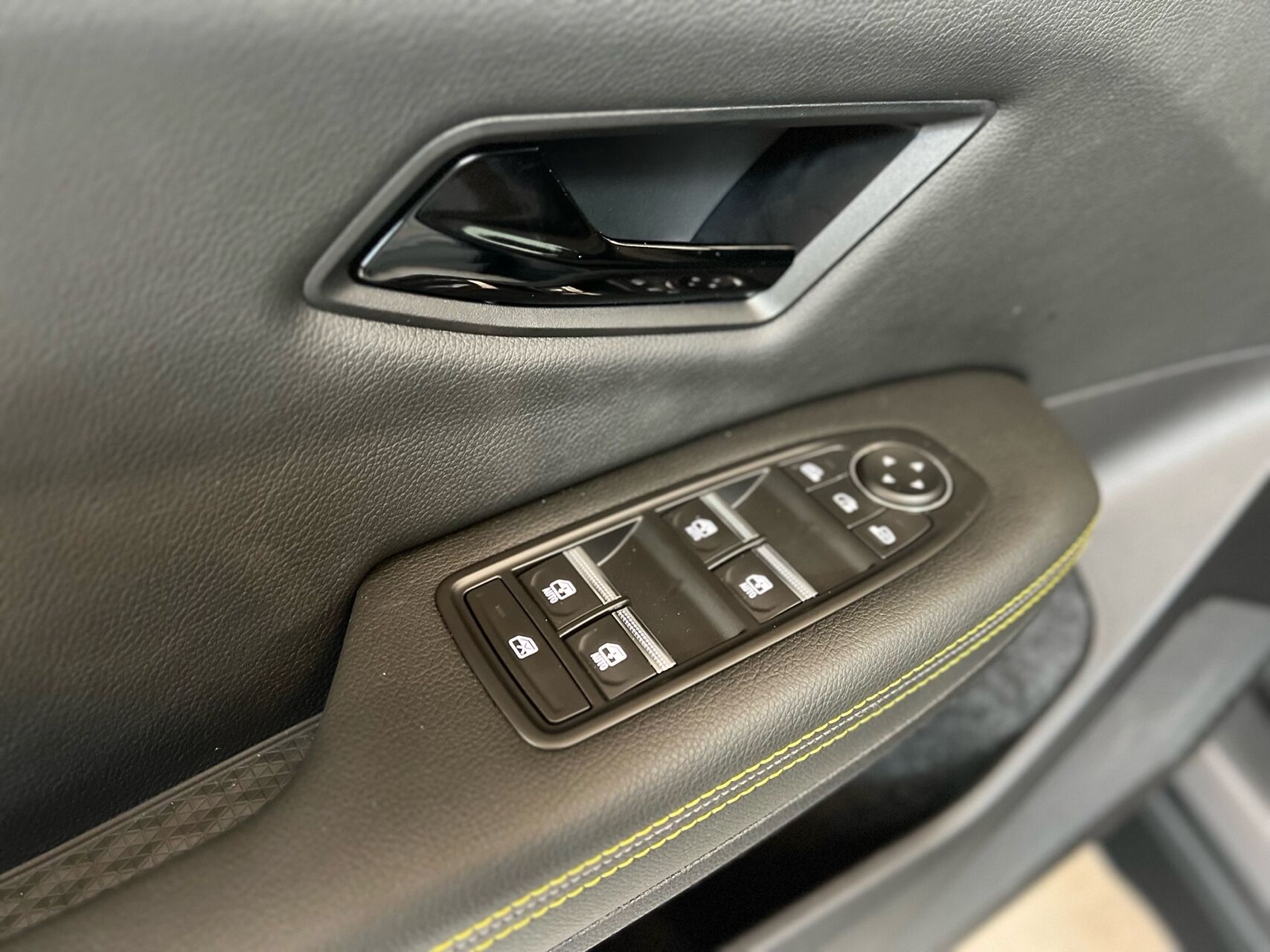 Billede af Renault Scénic E-TECH Techno 220HK Aut.