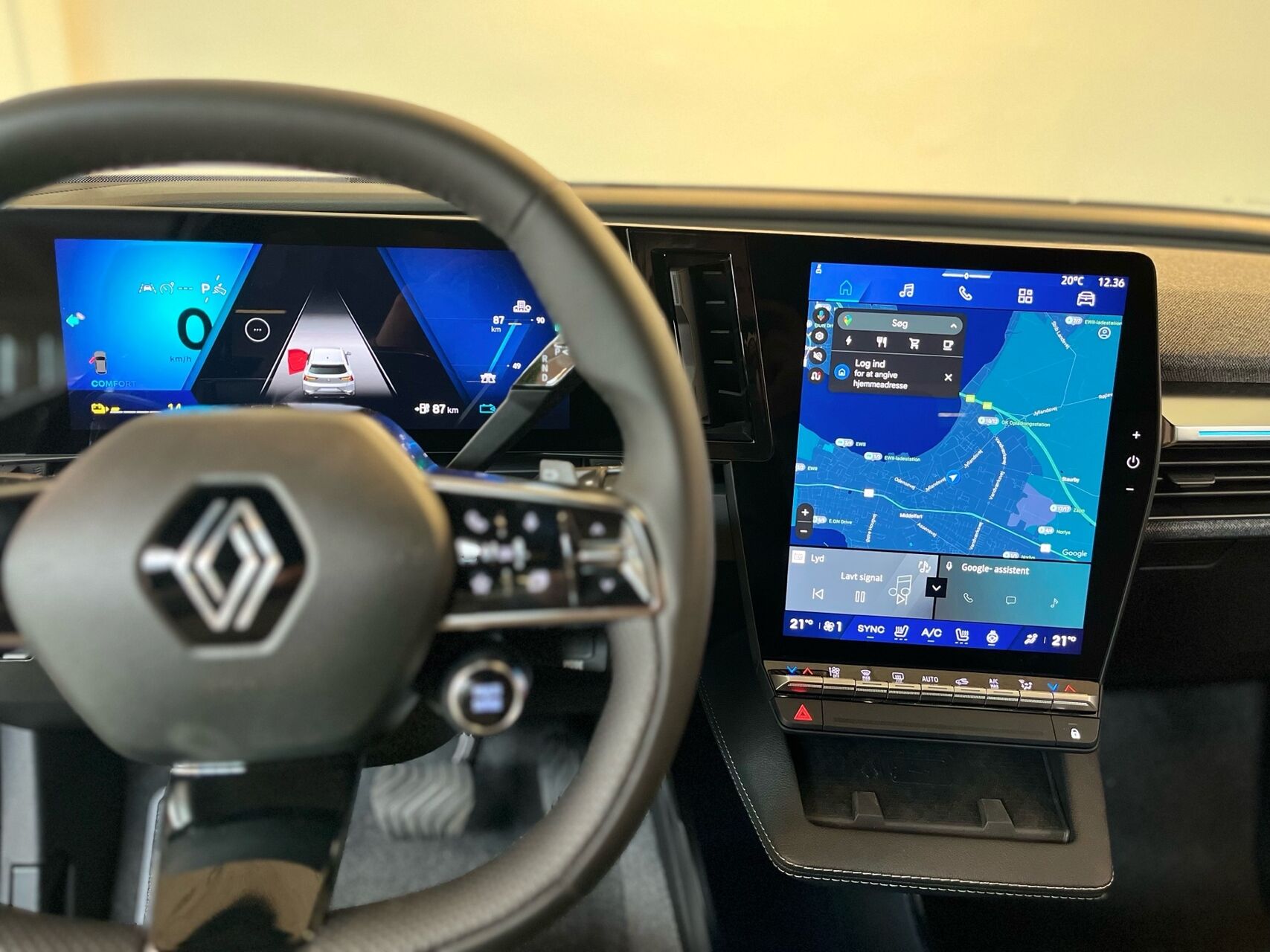 Billede af Renault Scénic E-TECH Techno 220HK Aut.