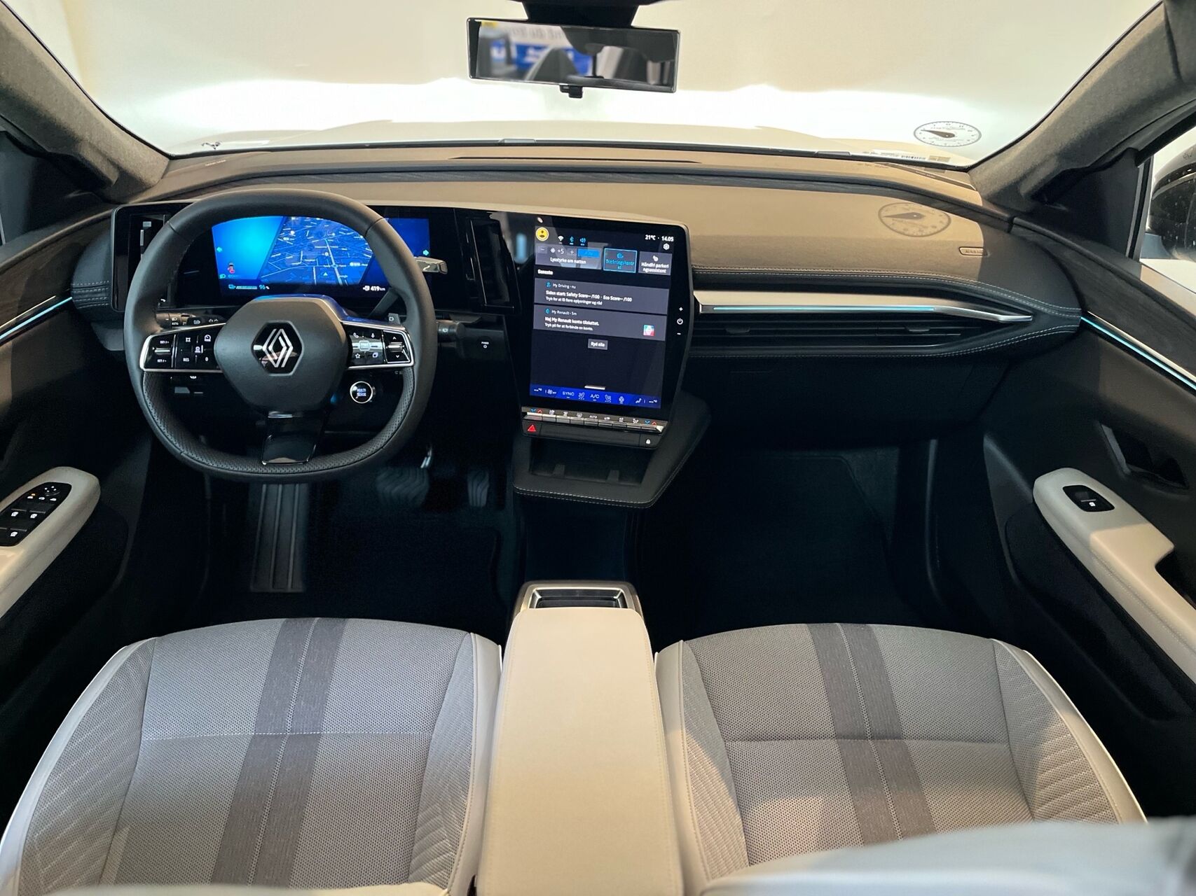 Billede af Renault Scénic E-TECH Iconic 220HK Aut.