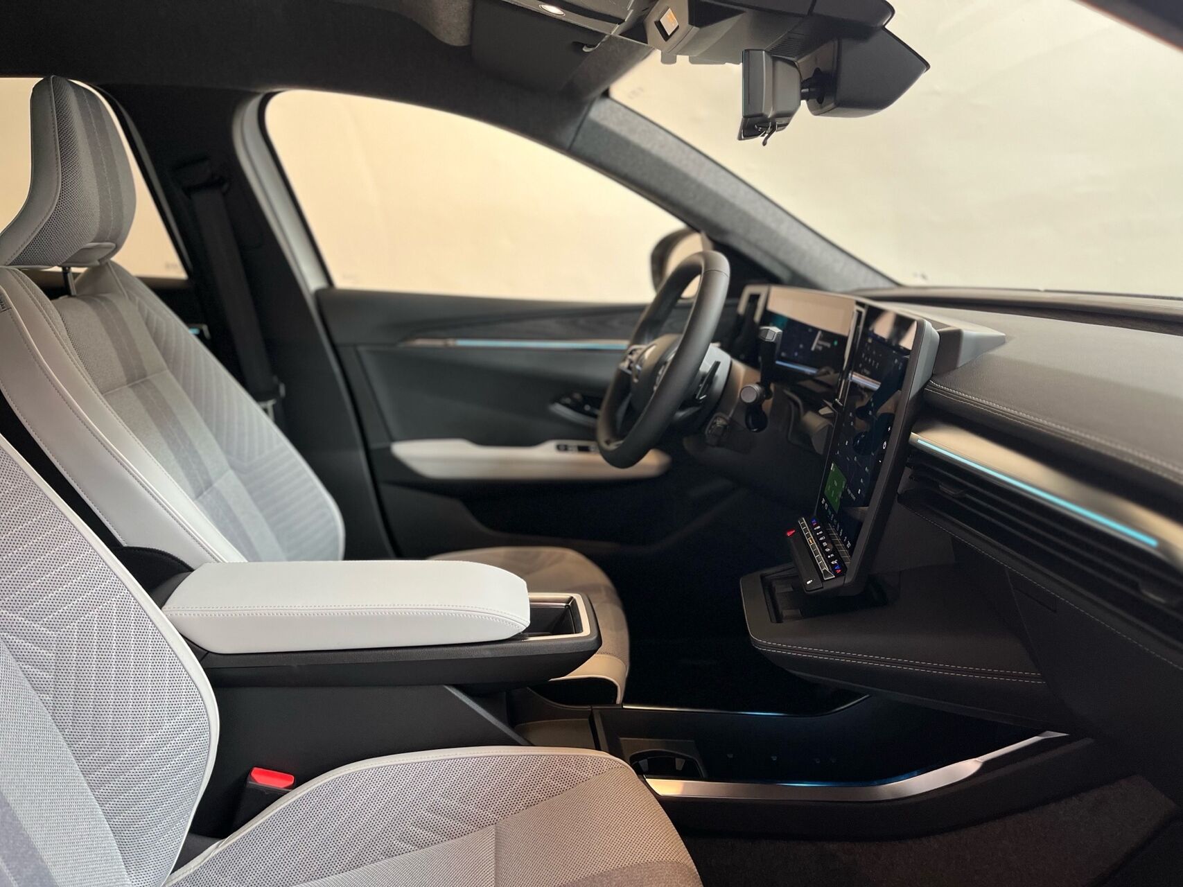 Billede af Renault Scénic E-TECH Iconic 220HK Aut.