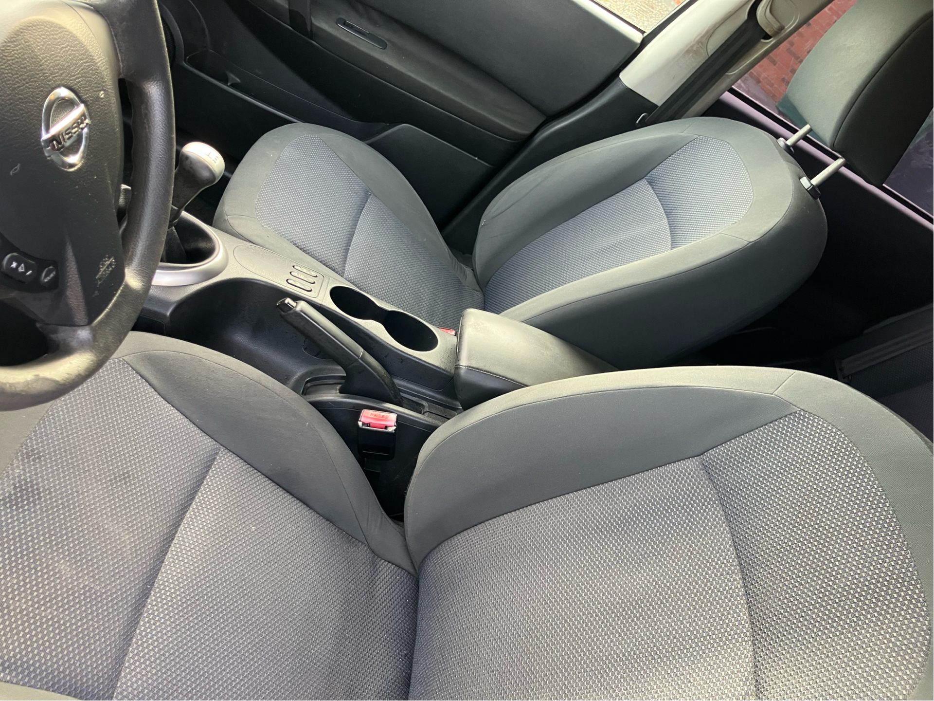 Billede af Nissan Qashqai 1,6 16V Acenta 4x2 115HK 5d