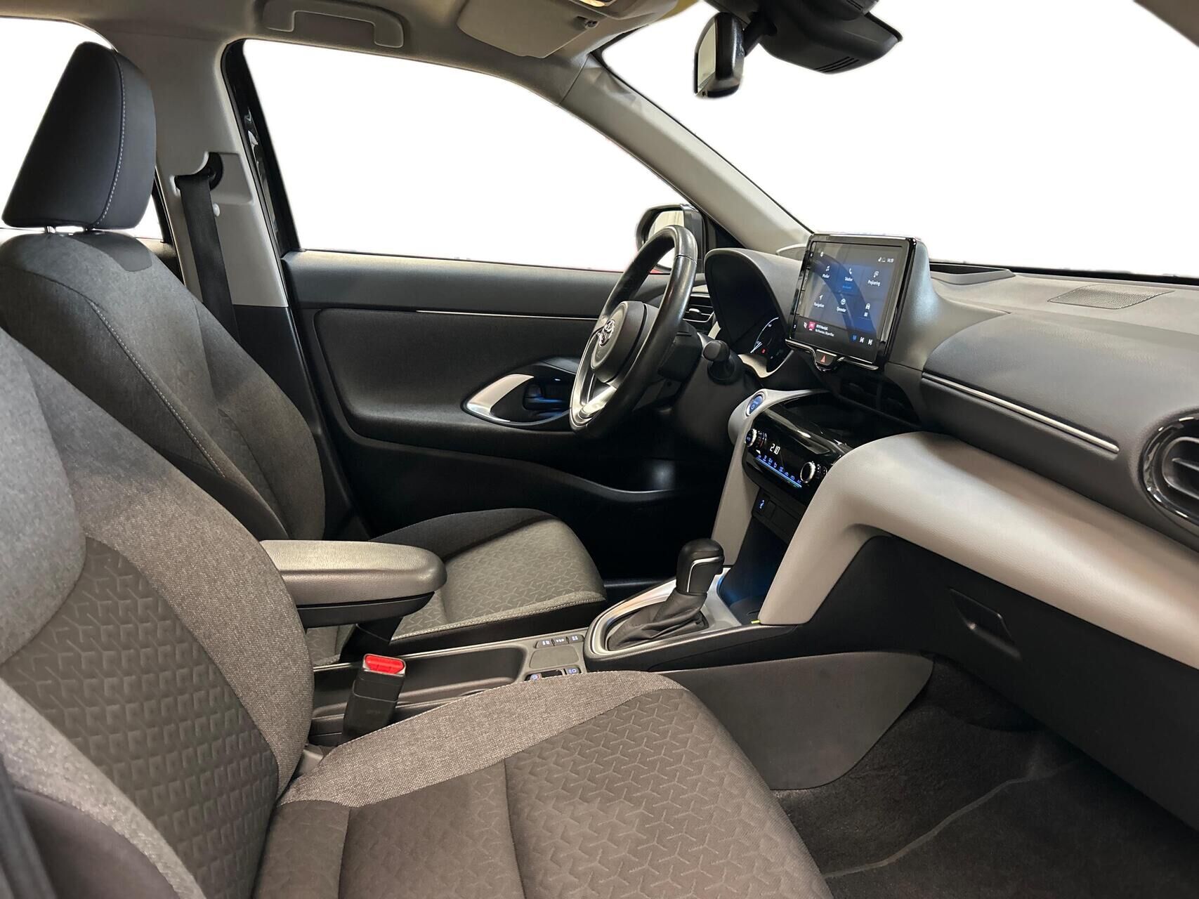 Billede af Toyota Yaris Cross 1,5 Hybrid Active Technology 116HK 5d Trinl. Gear