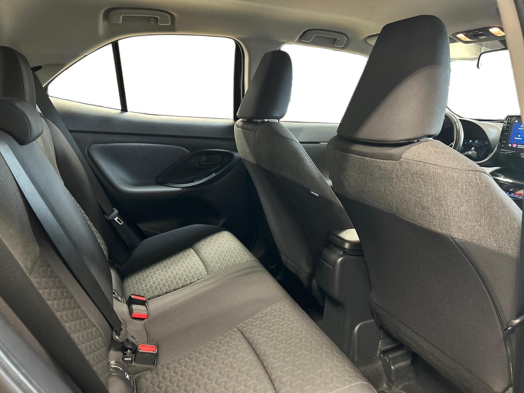 Billede af Toyota Yaris Cross 1,5 Hybrid Active Technology 116HK 5d Trinl. Gear