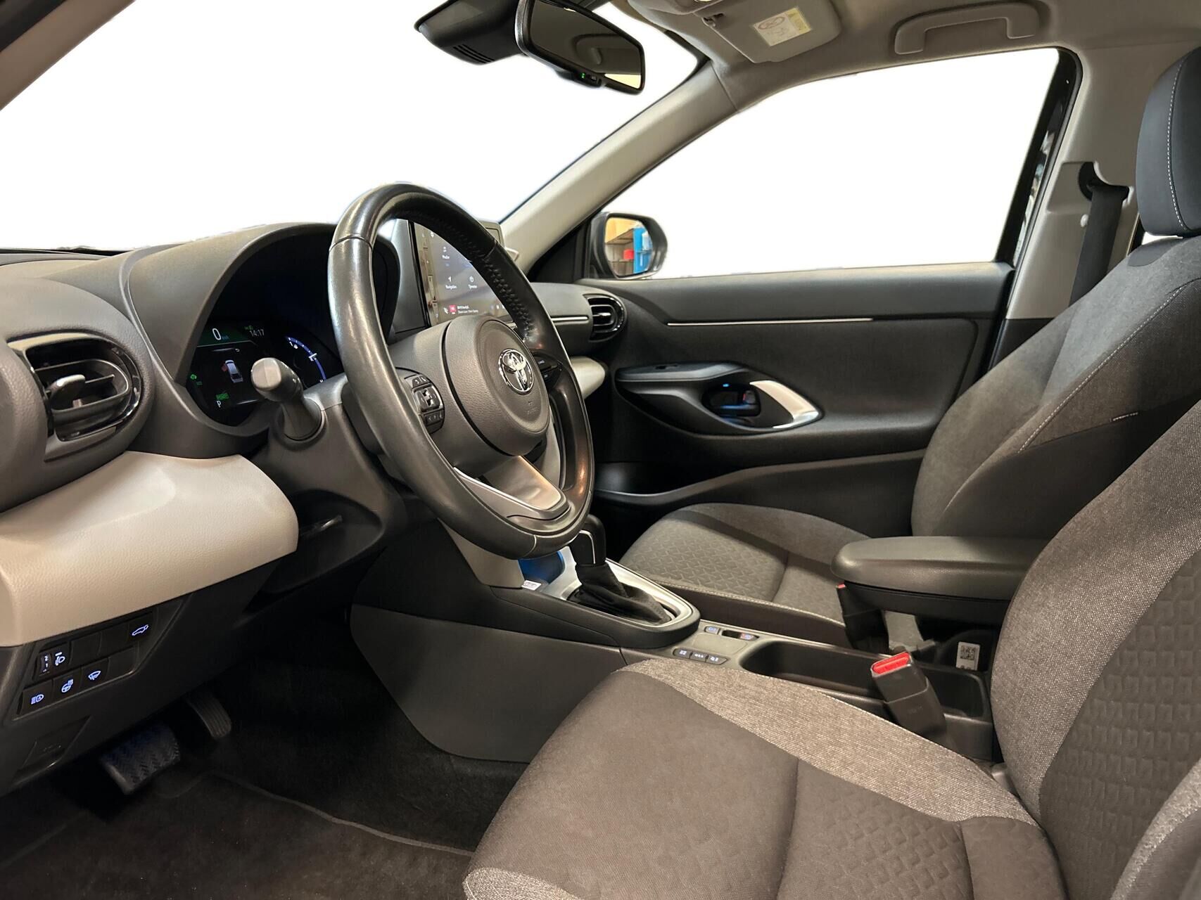 Billede af Toyota Yaris Cross 1,5 Hybrid Active Technology 116HK 5d Trinl. Gear