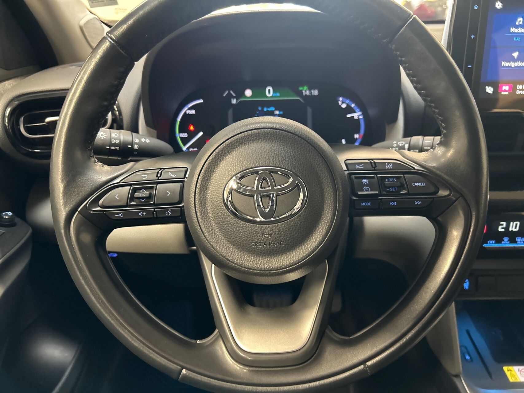 Billede af Toyota Yaris Cross 1,5 Hybrid Active Technology 116HK 5d Trinl. Gear