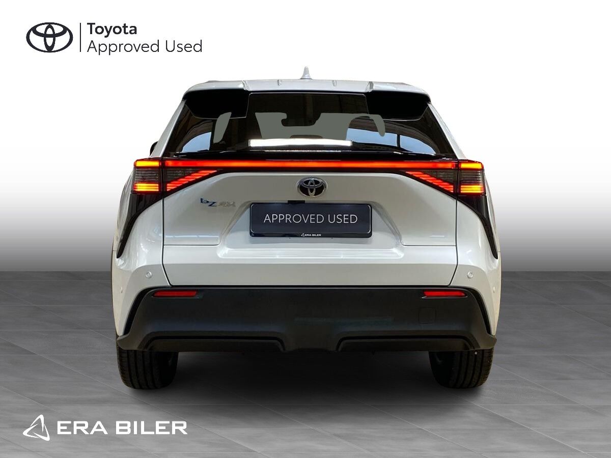 Billede af Toyota bZ4X SUV 150 kW (204 hk) aut. gear Executive