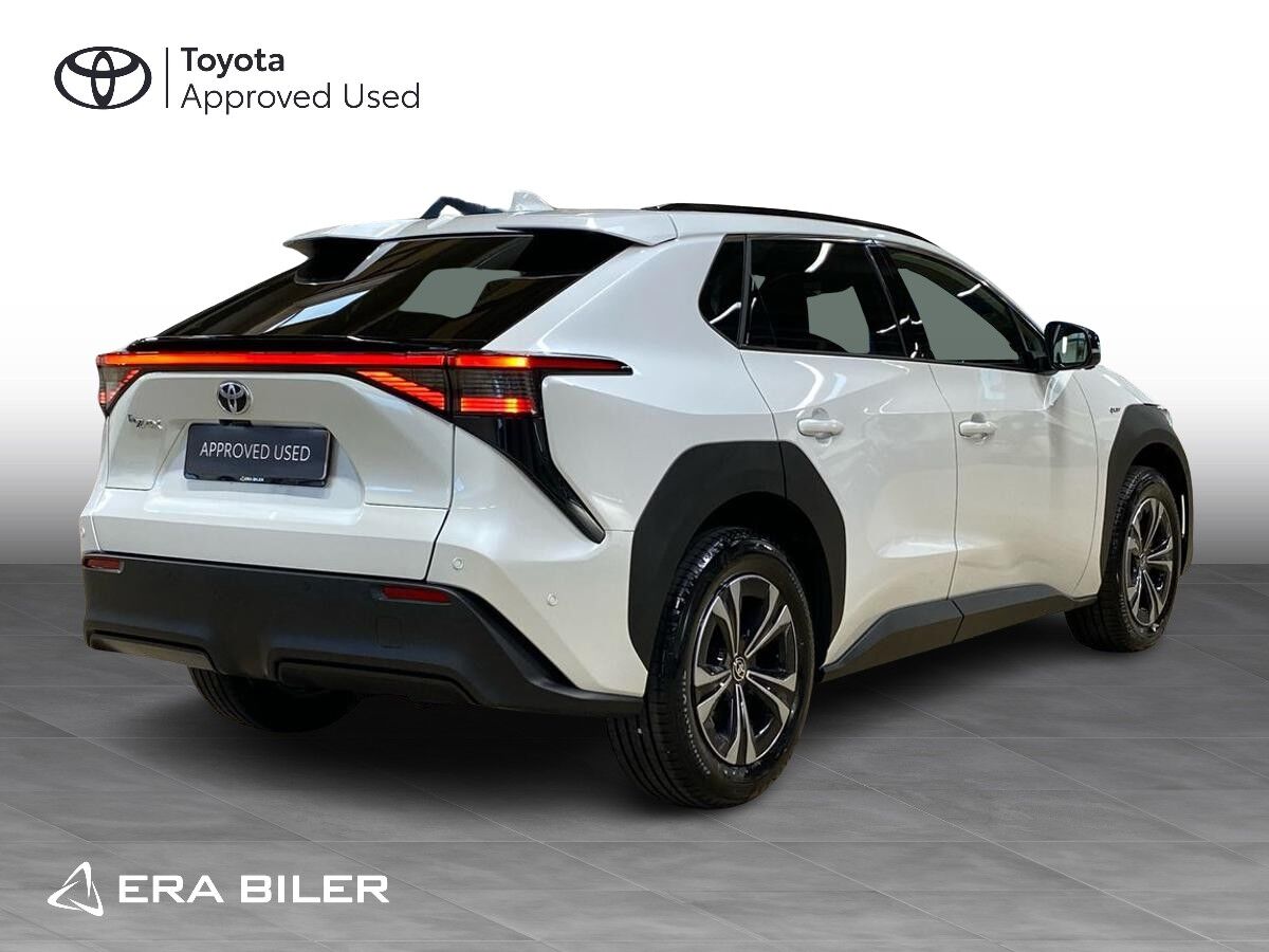 Billede af Toyota bZ4X SUV 150 kW (204 hk) aut. gear Executive