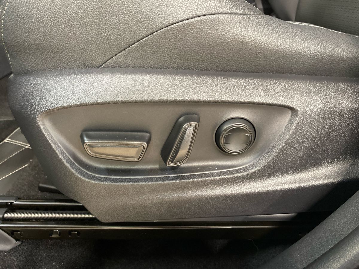 Billede af Toyota bZ4X SUV 150 kW (204 hk) aut. gear Executive