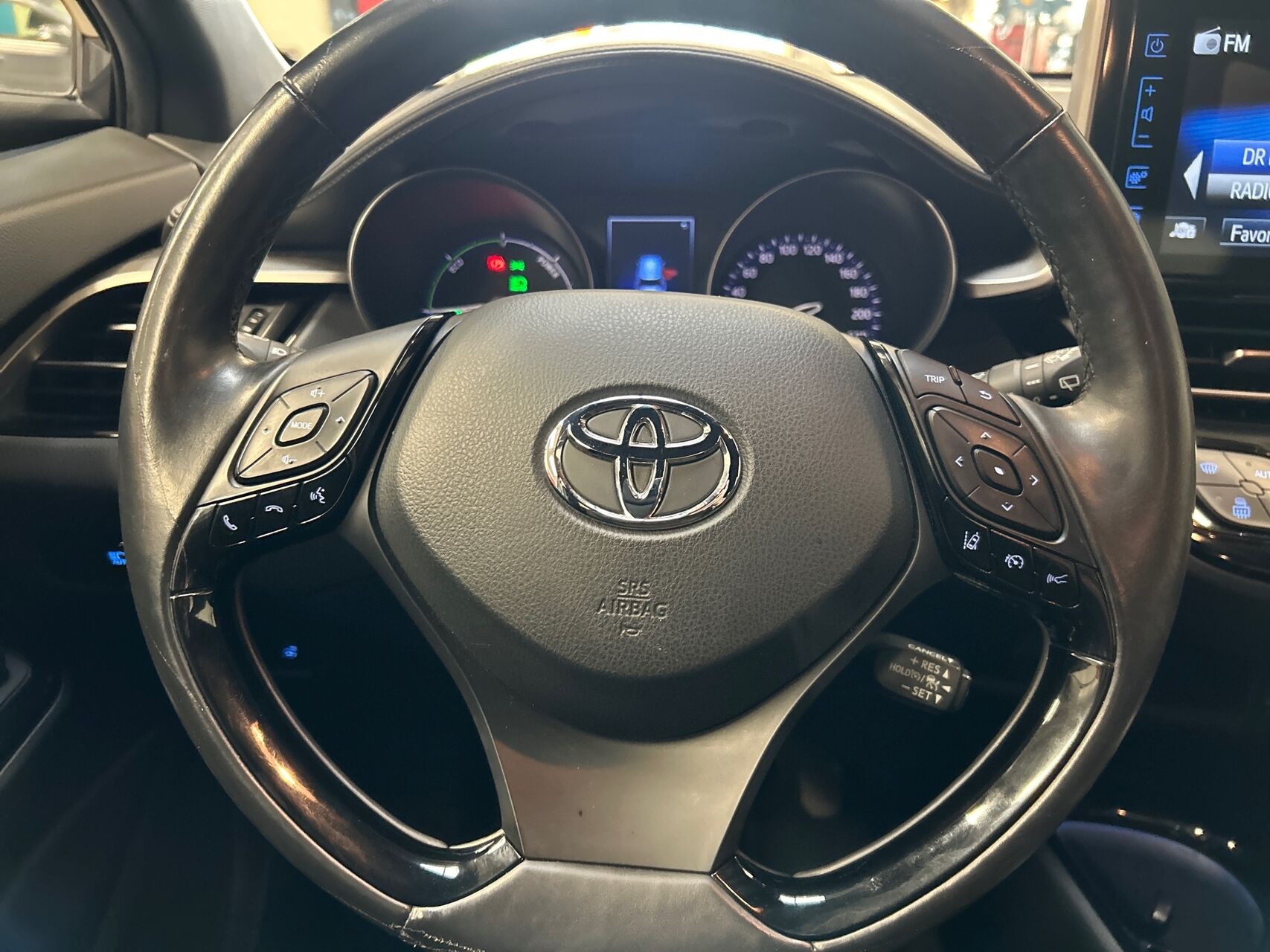 Billede af Toyota C-HR 1,8 Hybrid C-LUB Premium Selected Multidrive S 122HK 5d Aut.