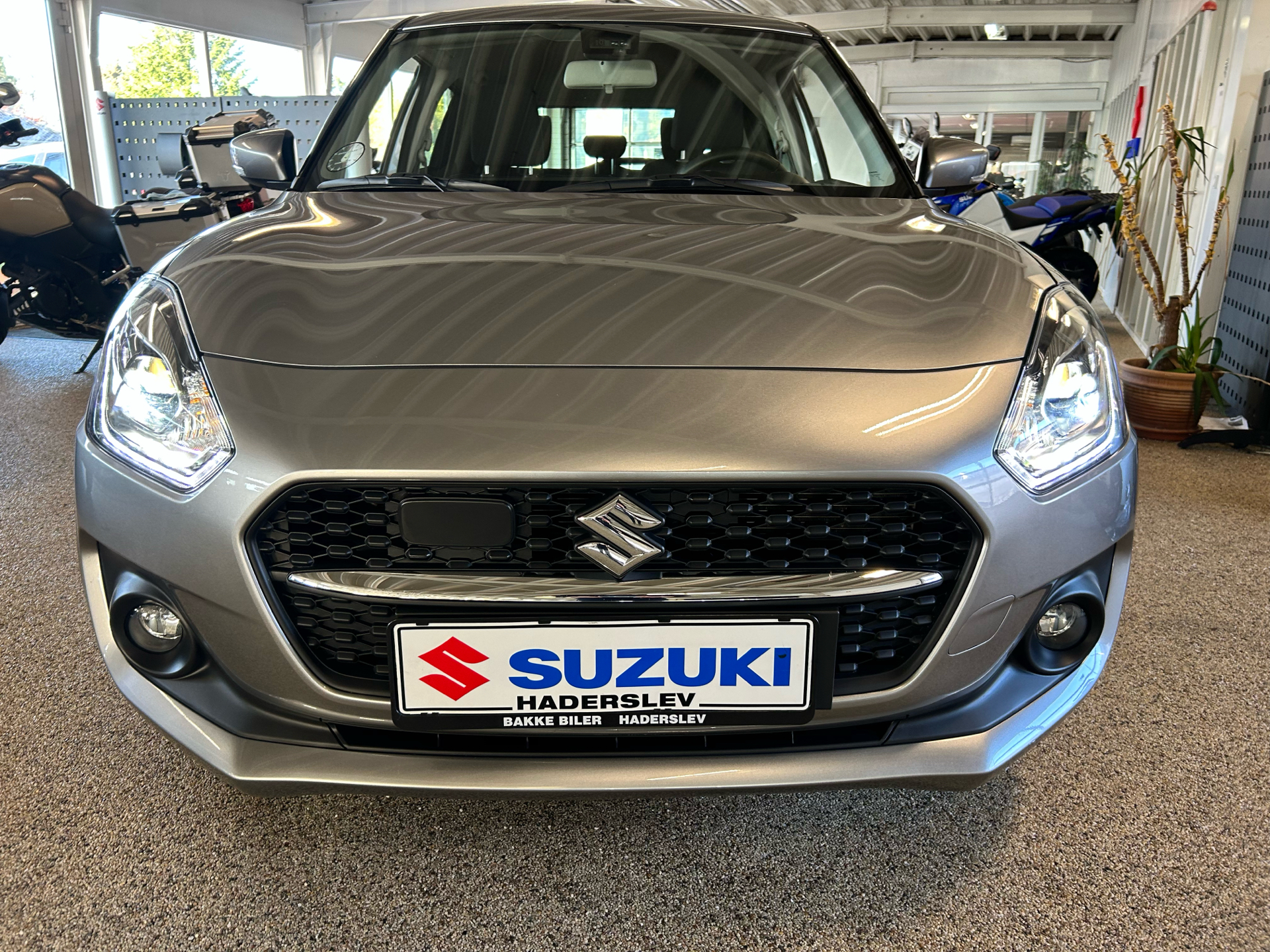 Billede af Suzuki Swift 1,2 Dualjet  Mild hybrid Exclusive AEB 83HK 5d