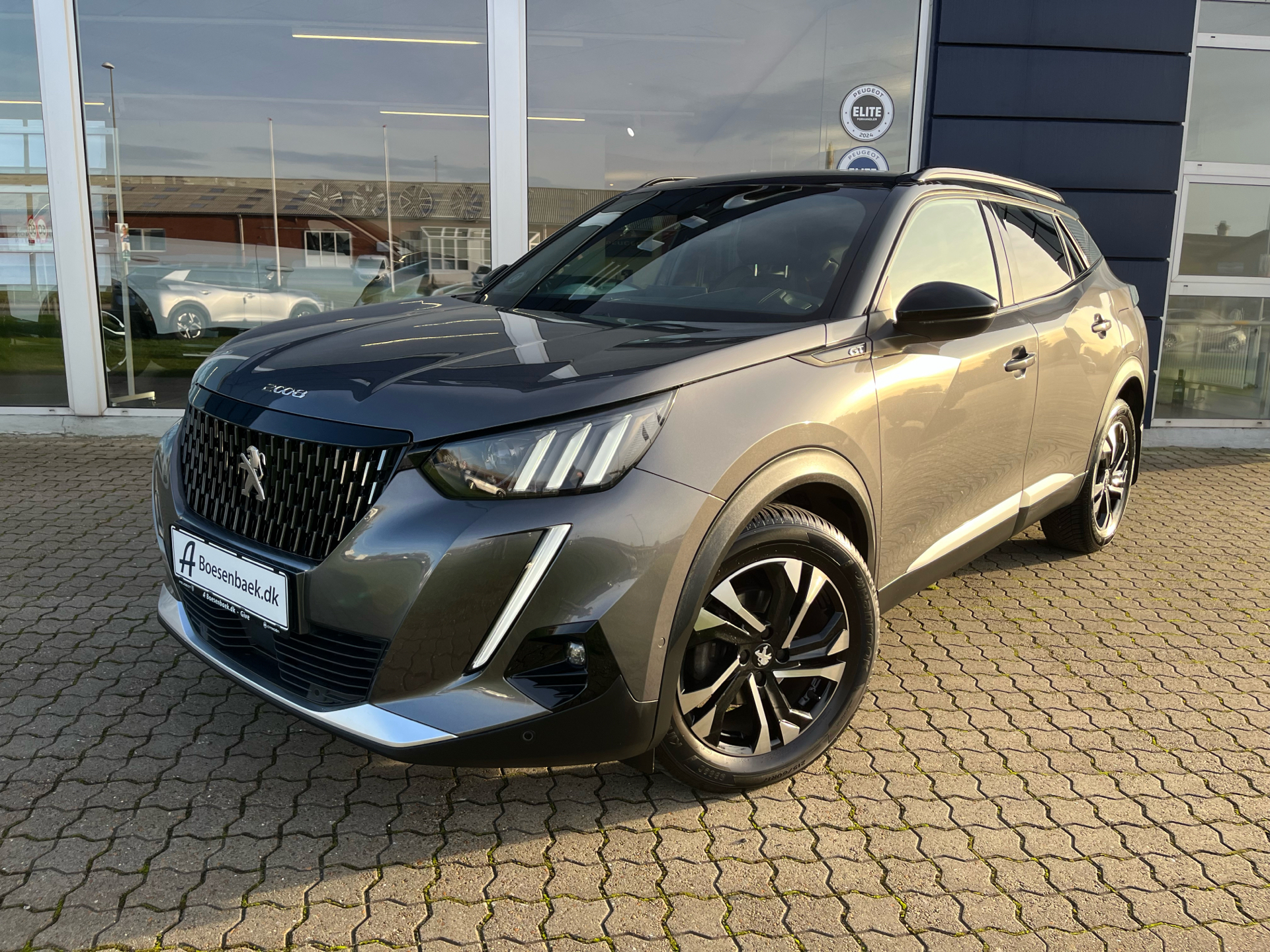 Billede af Peugeot 2008 1,2 PureTech GT EAT8 130HK 5d 8g Aut.