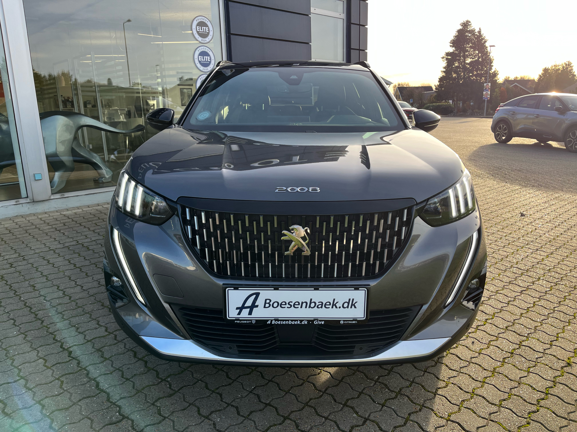 Billede af Peugeot 2008 1,2 PureTech GT EAT8 130HK 5d 8g Aut.