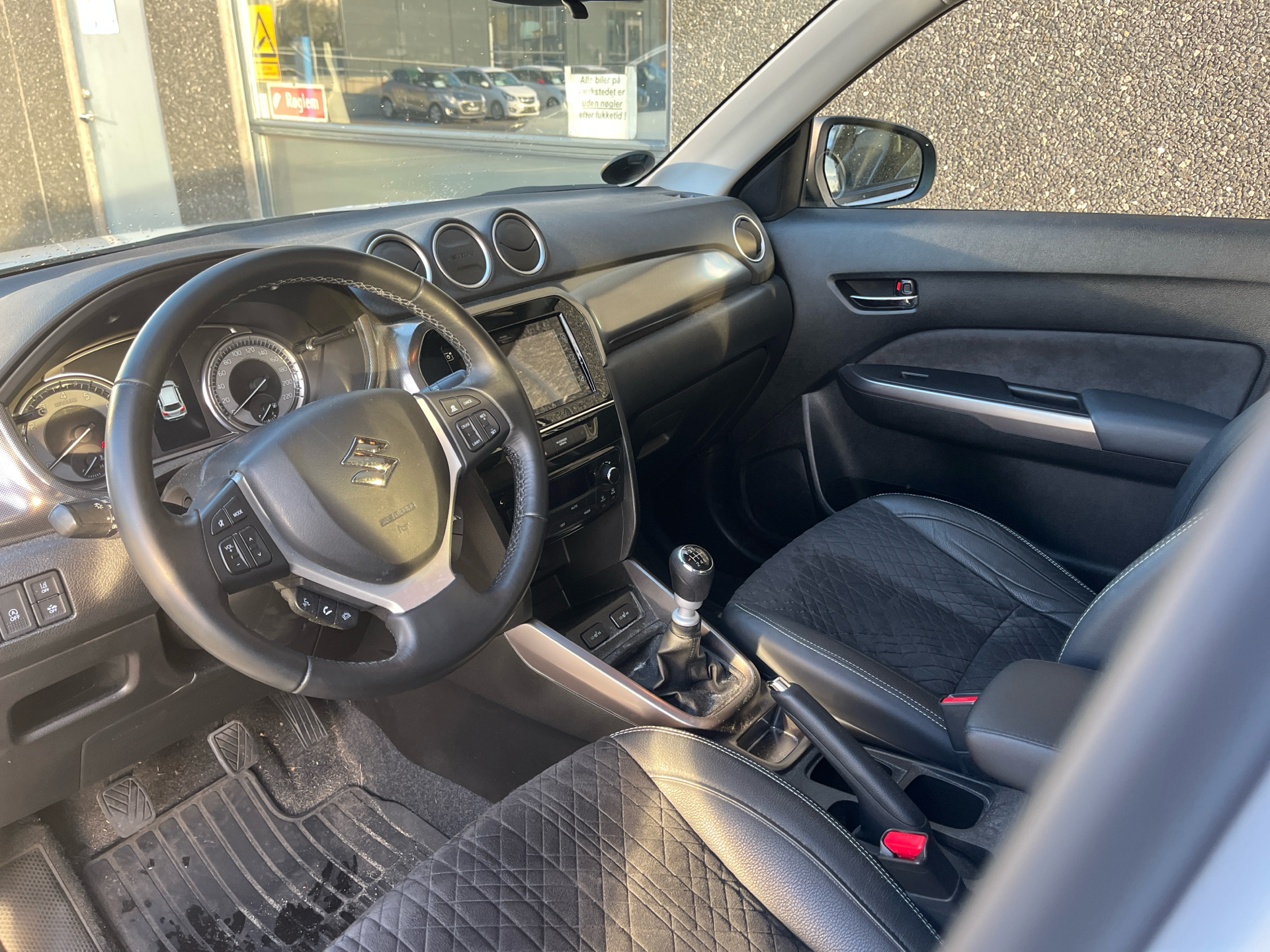 Billede af Suzuki Vitara 1,4 Boosterjet  Mild hybrid Adventure 129HK 5d 6g