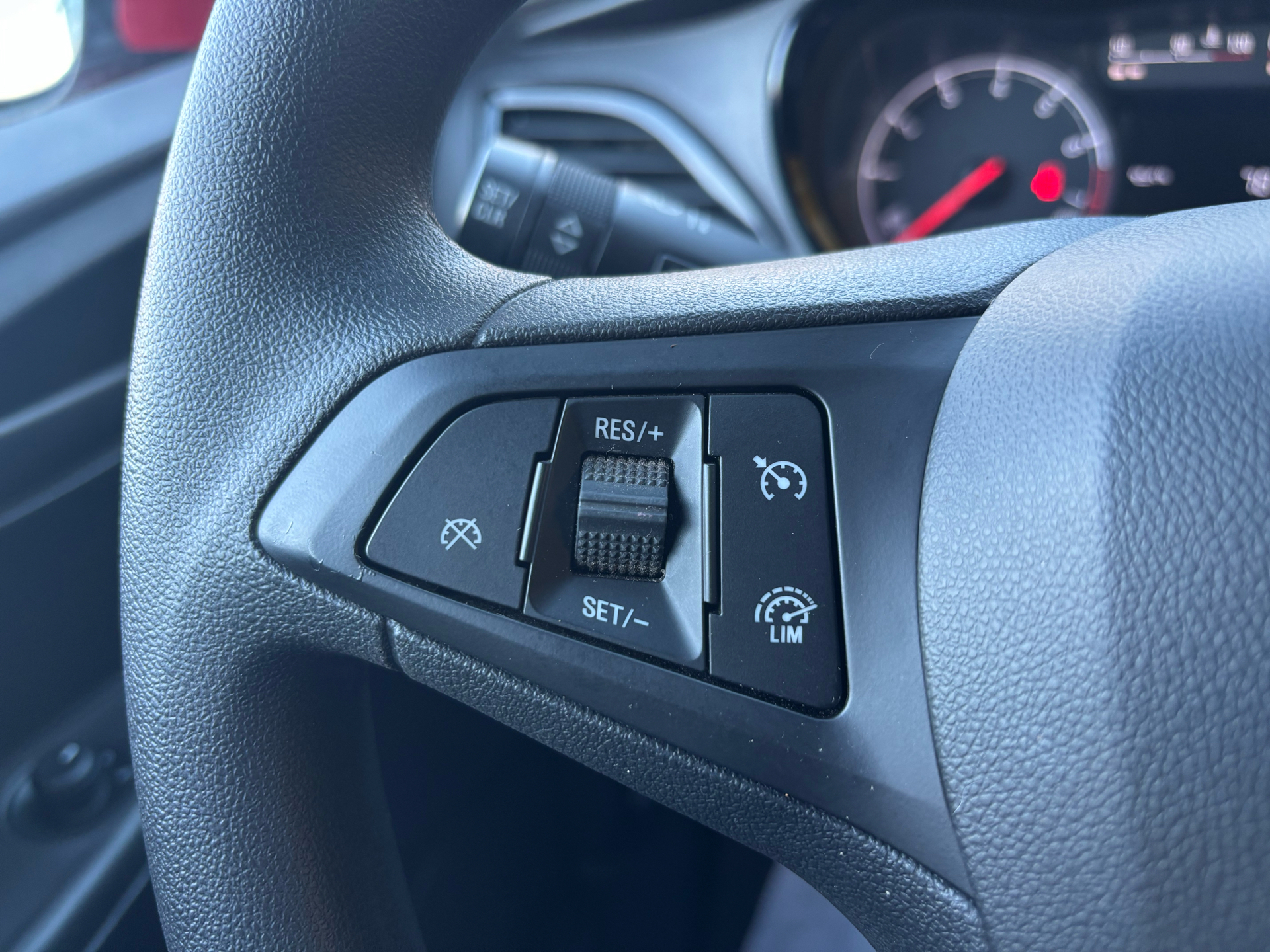 Billede af Opel Karl 1,0 Enjoy 75HK 5d