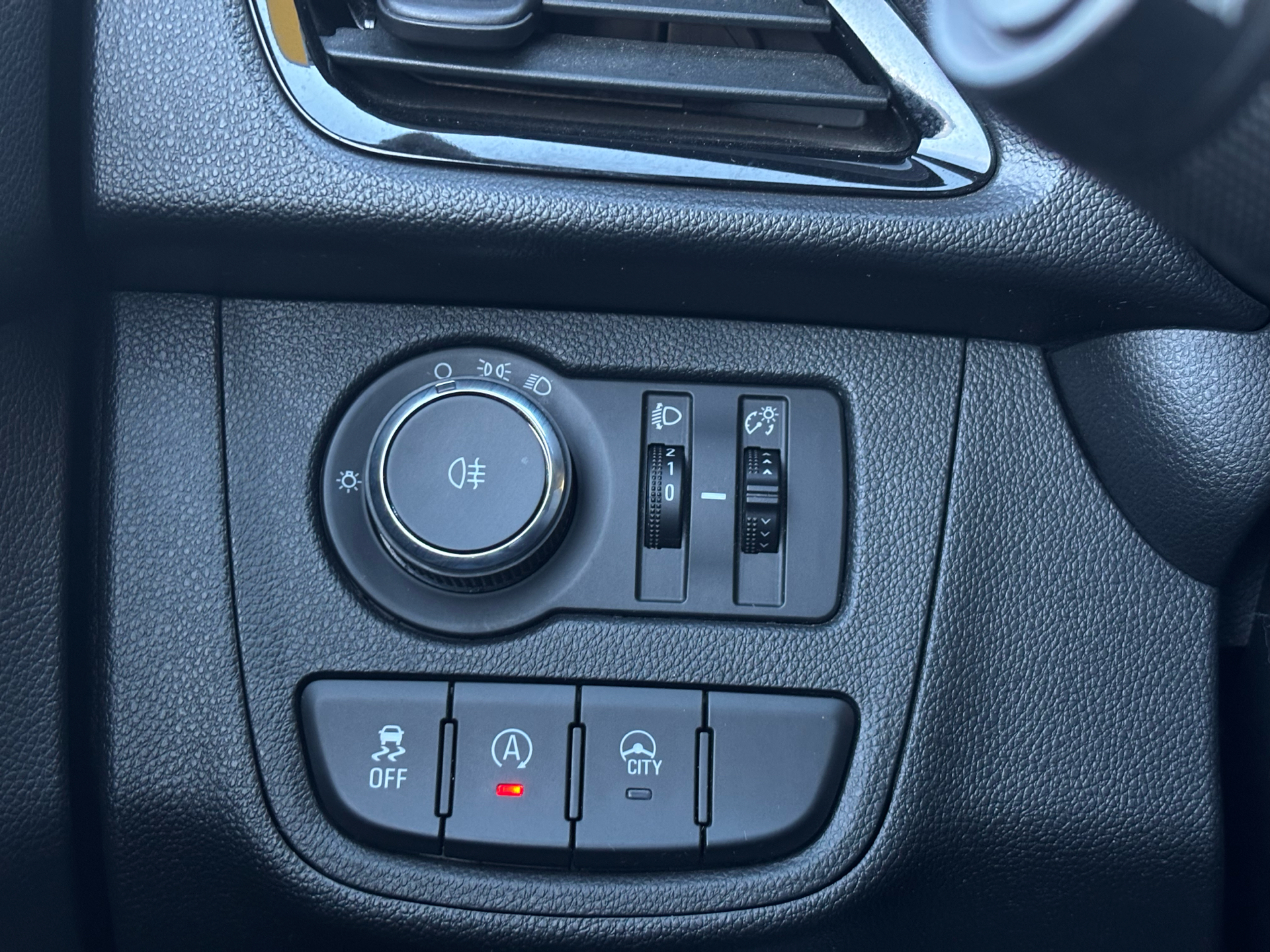 Billede af Opel Karl 1,0 Enjoy 75HK 5d