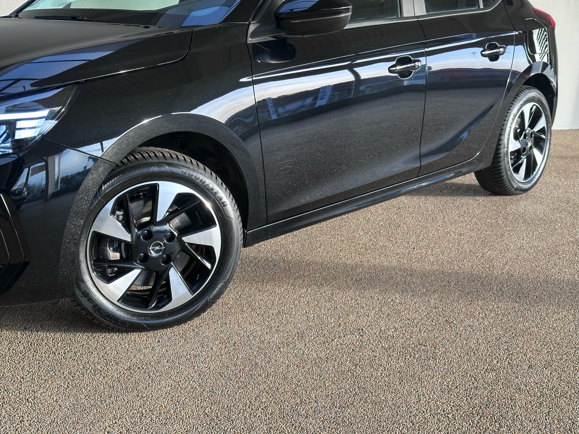 Billede af Opel Corsa-e EL Elegance 136HK 5d Aut.