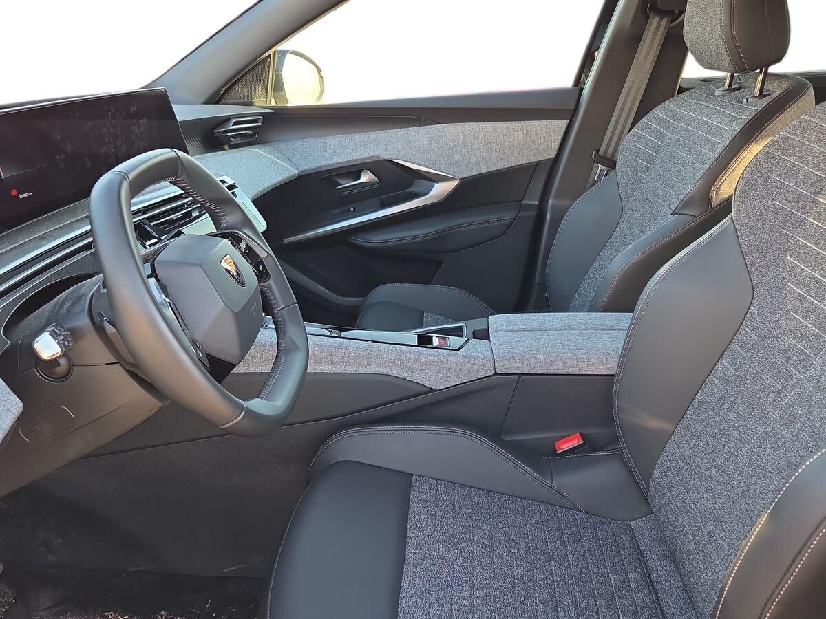 Billede af Peugeot e-5008 EL Allure 210HK 5d Aut.