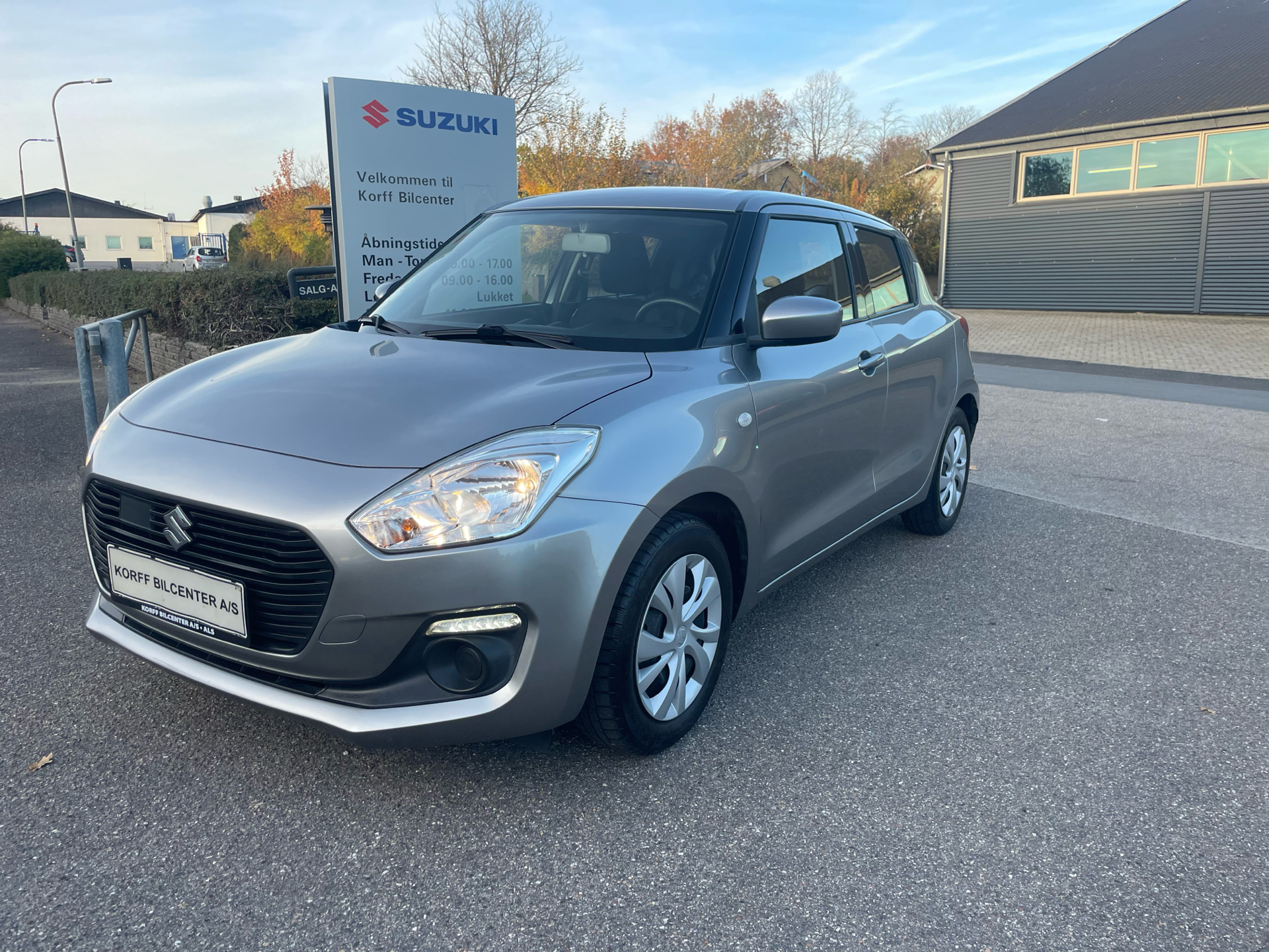 Billede af Suzuki Swift 1,2 Dualjet Club AEB 90HK 5d